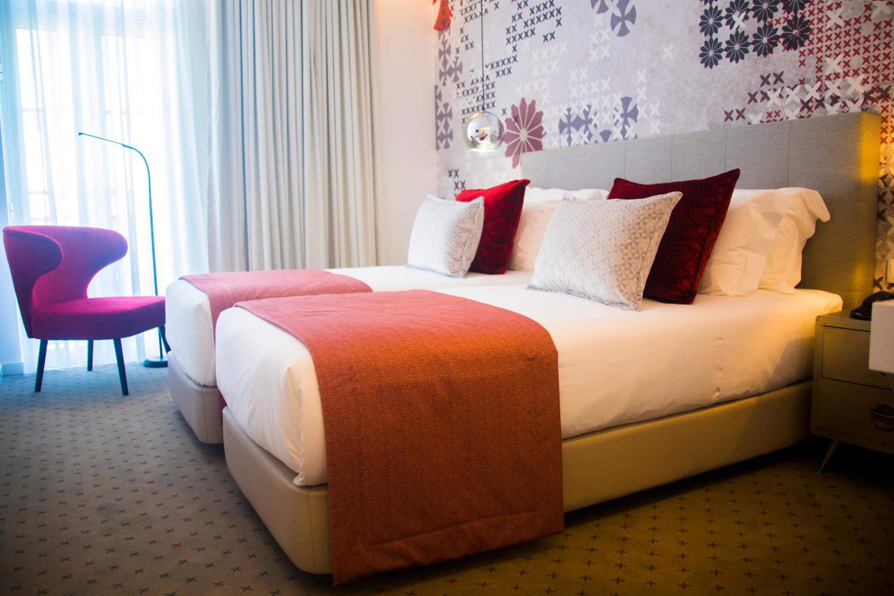 Premium Double or Twin Room photo 2