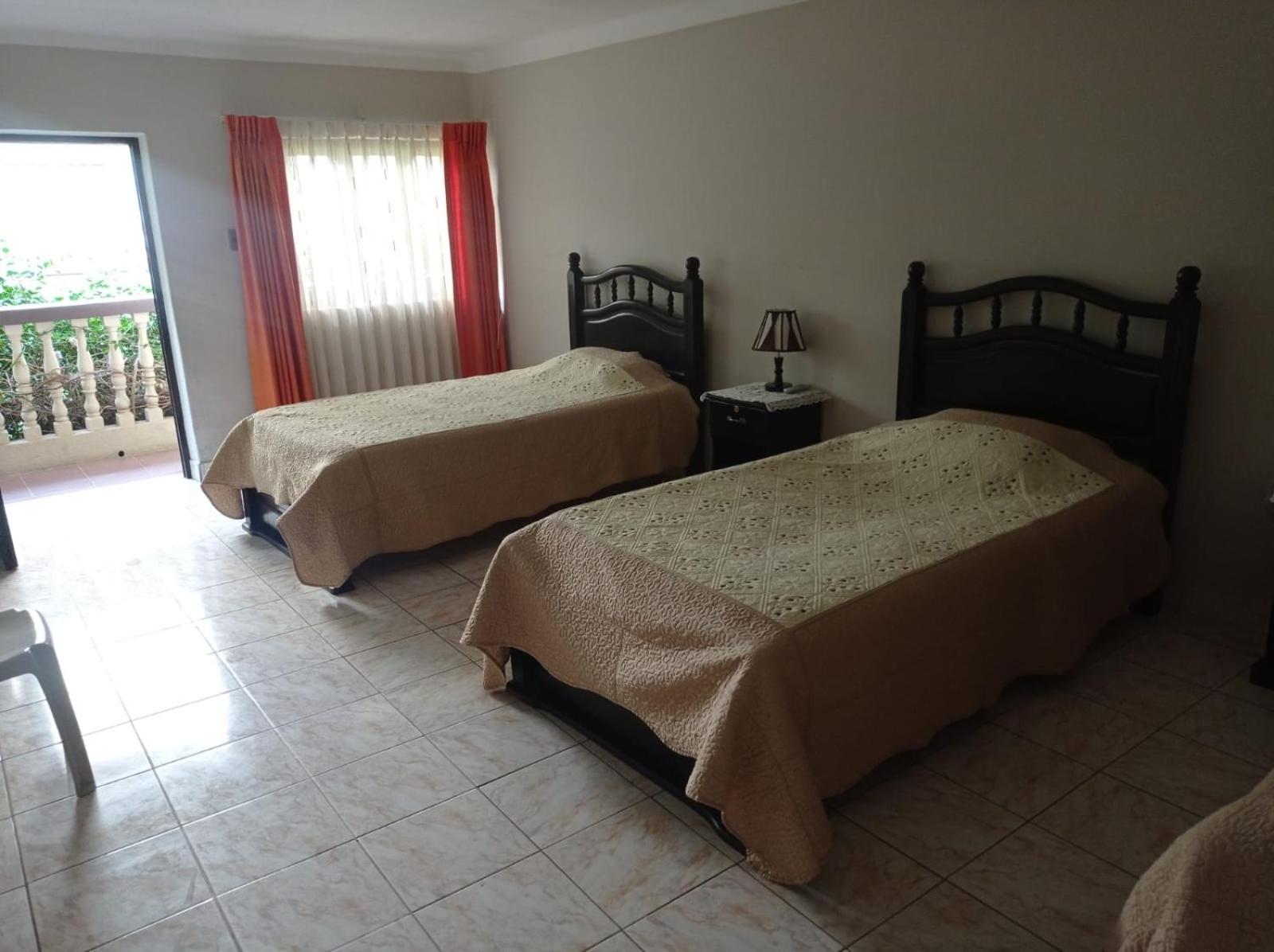 Economy Triple Room with Shared Bathroom