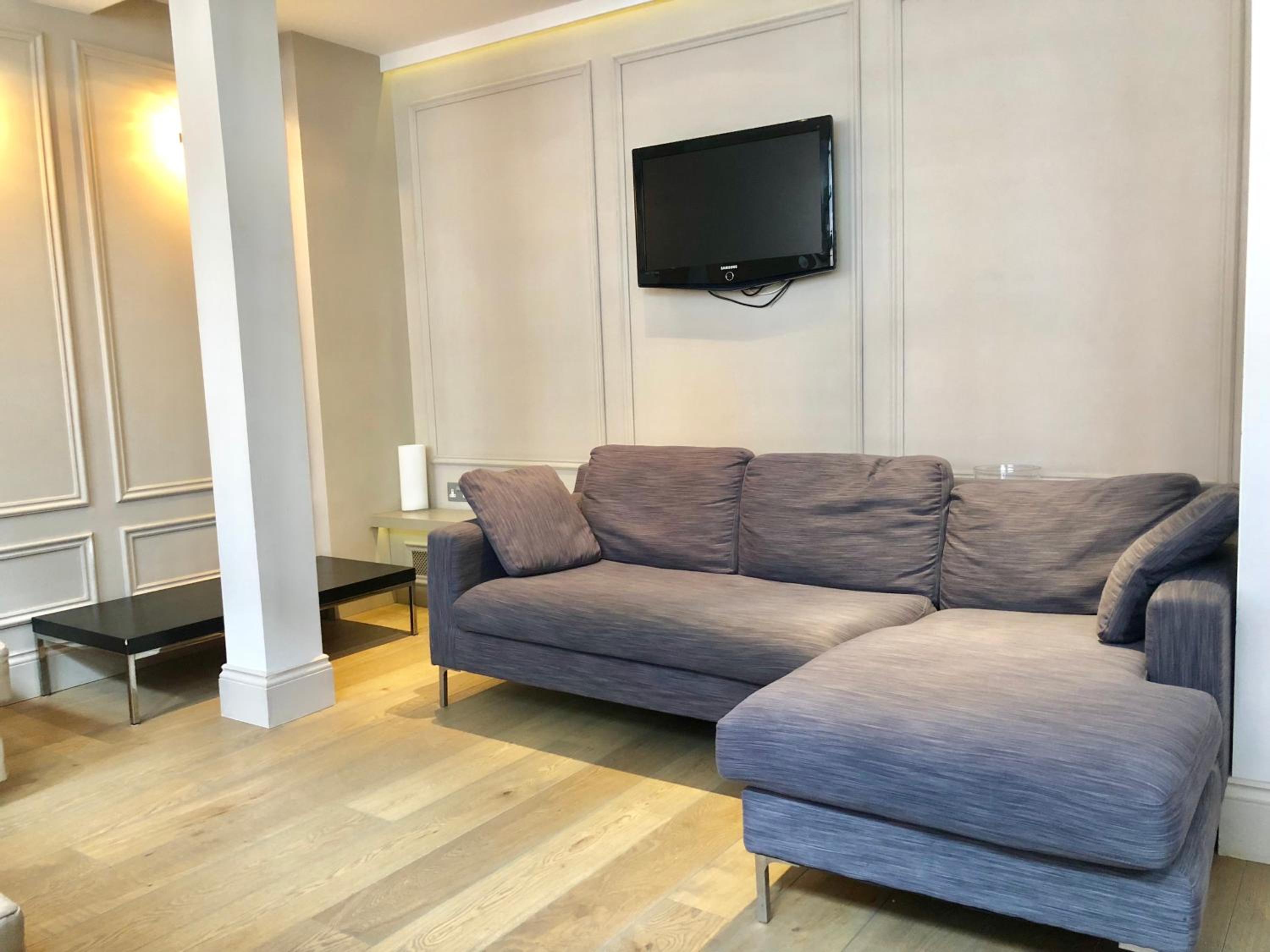 Apartment - Ground Floor photo 2