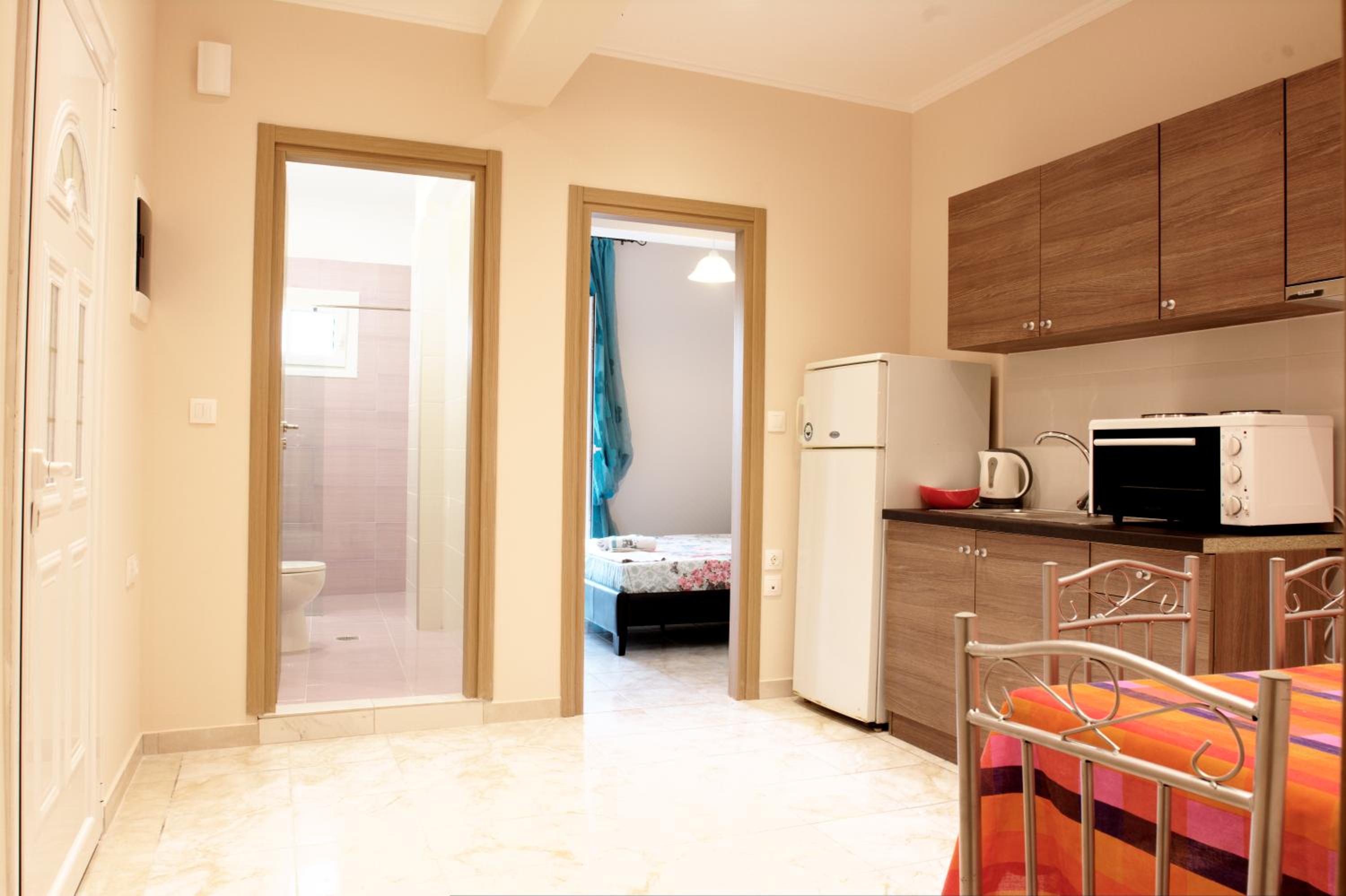 Two-Bedroom Apartment - Photo 5