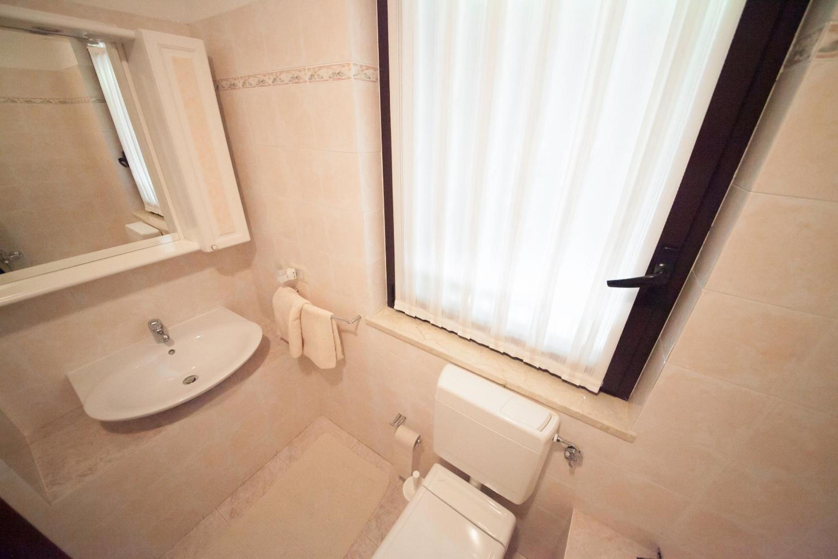 Two-Bedroom Villa photo 2