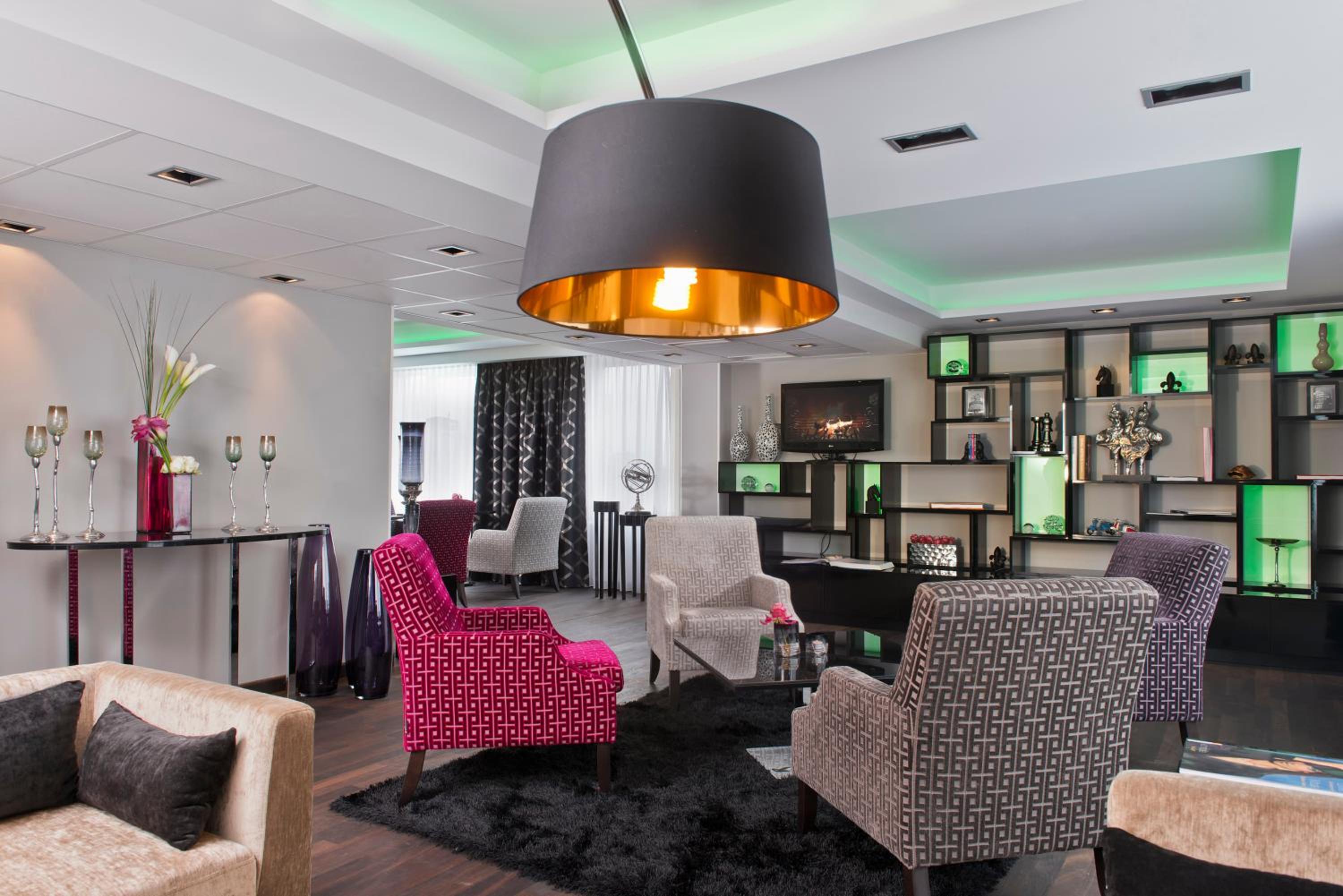 Club Suite with free Club Lounge Access thumbnail 5