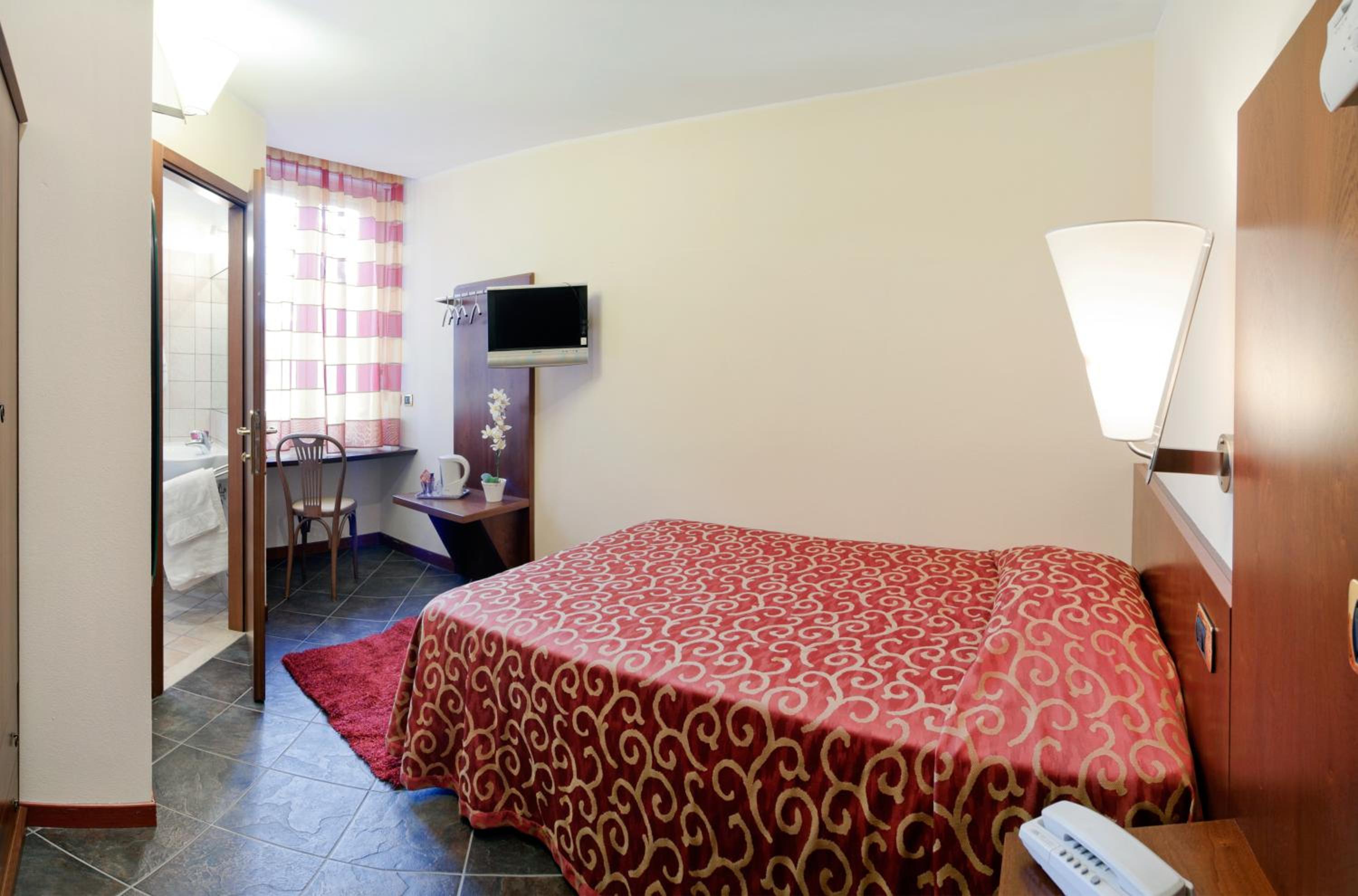 Single Room photo 1