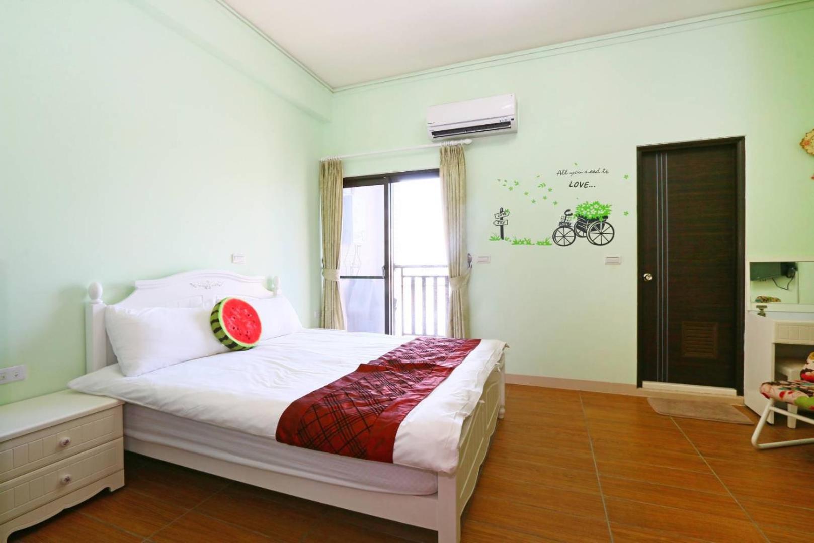 Double Room with Private Bathroom photo 2