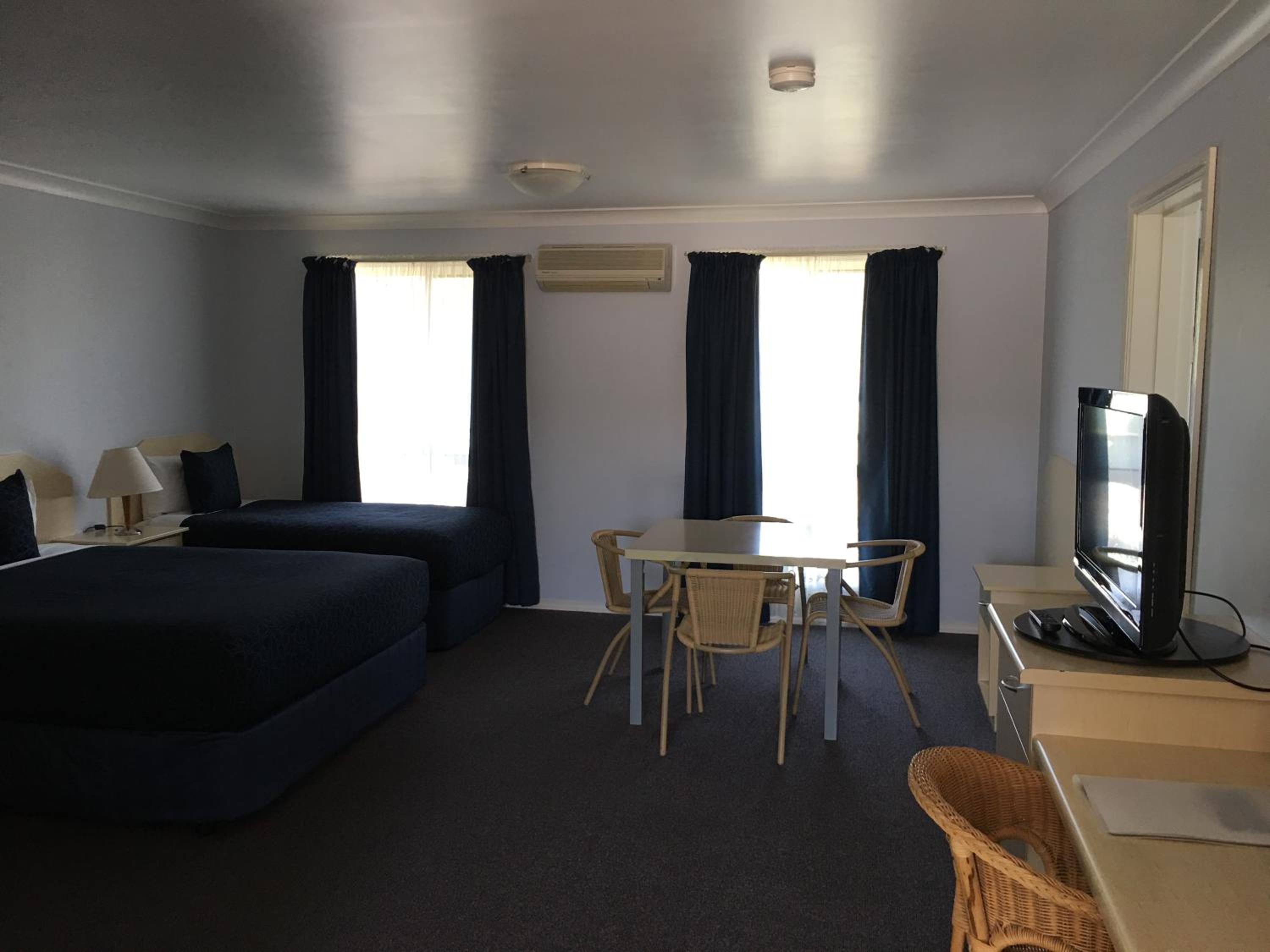 Two-Bedroom Suite photo 2