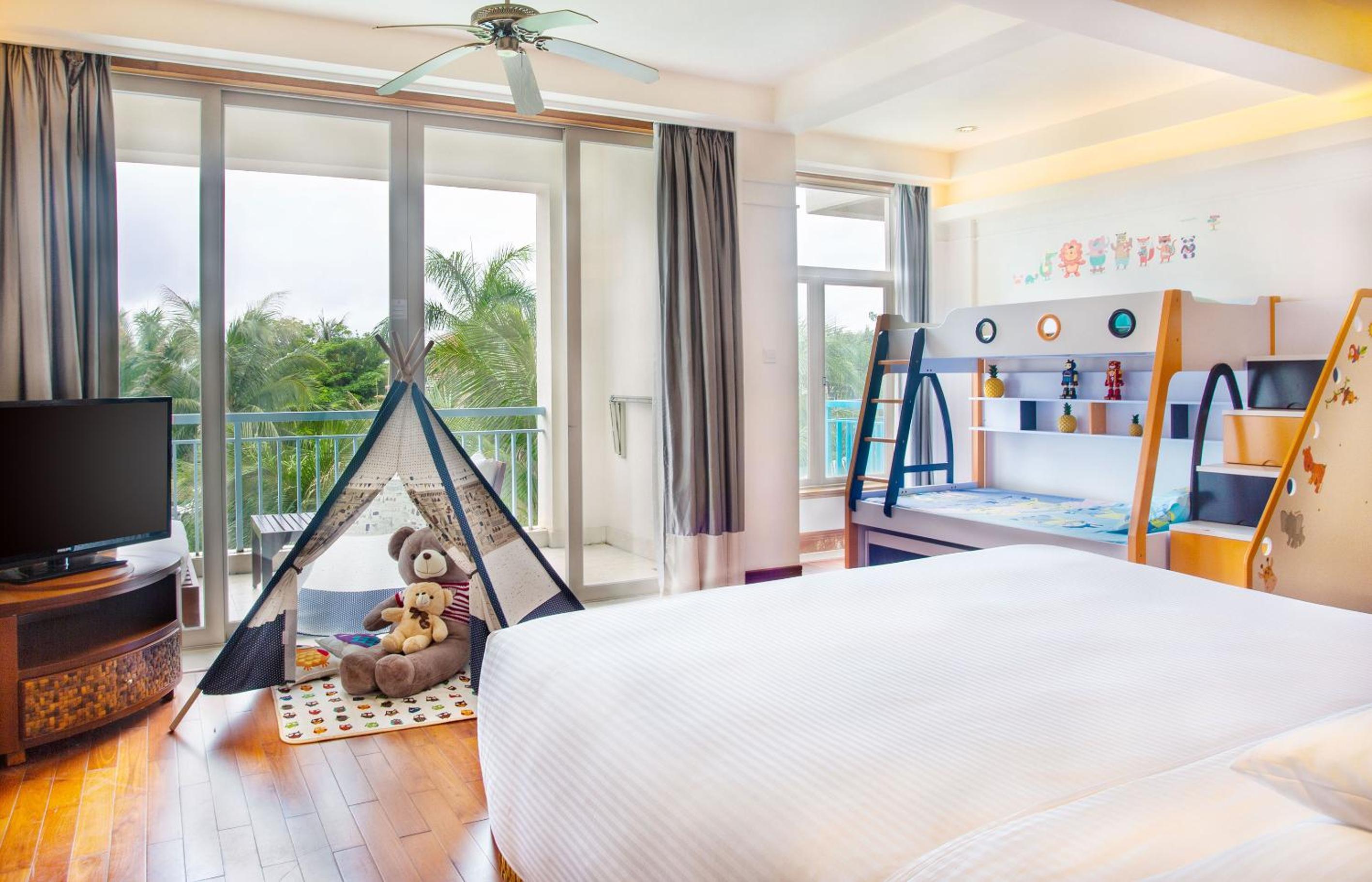 Parent-Child Room