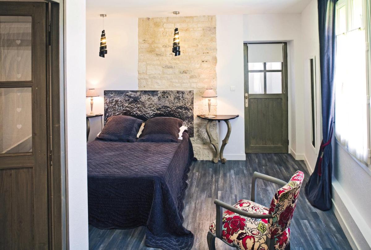 Double Room - Photo 4