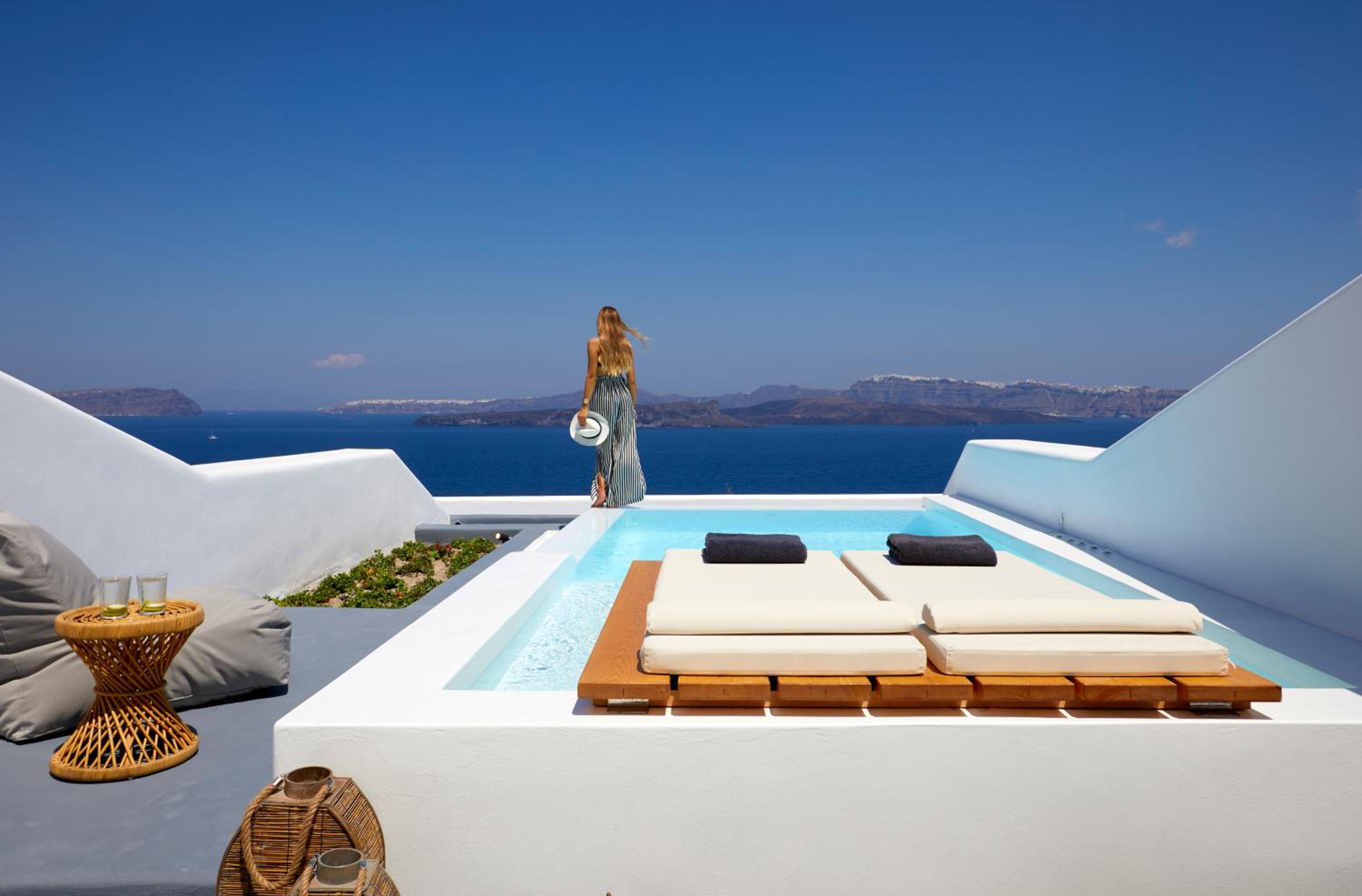 Honeymoon Suite with Infinity Heated Private Pool - Photo 5