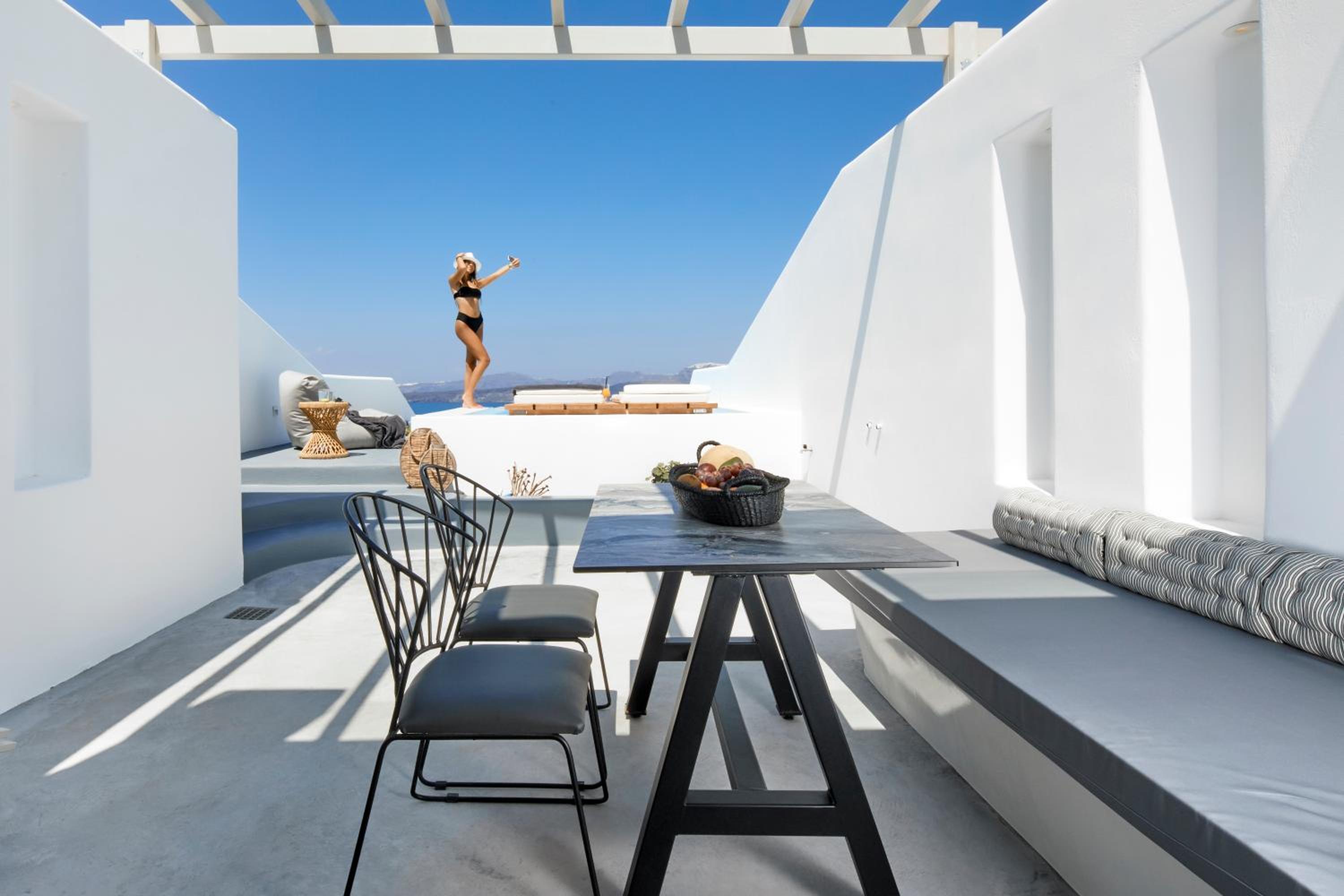 Honeymoon Suite with Infinity Heated Private Pool - Photo 27