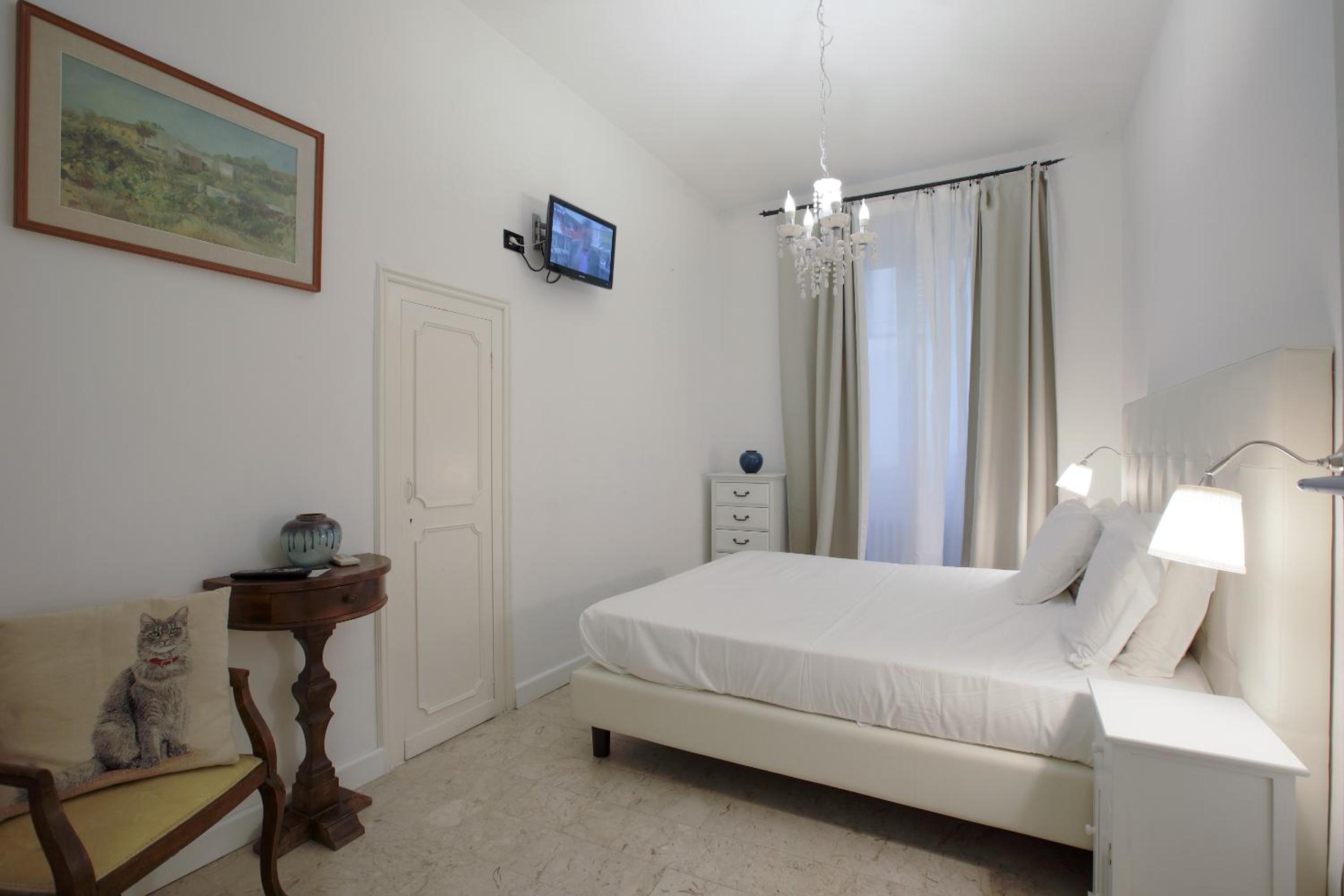 Double Room photo 3