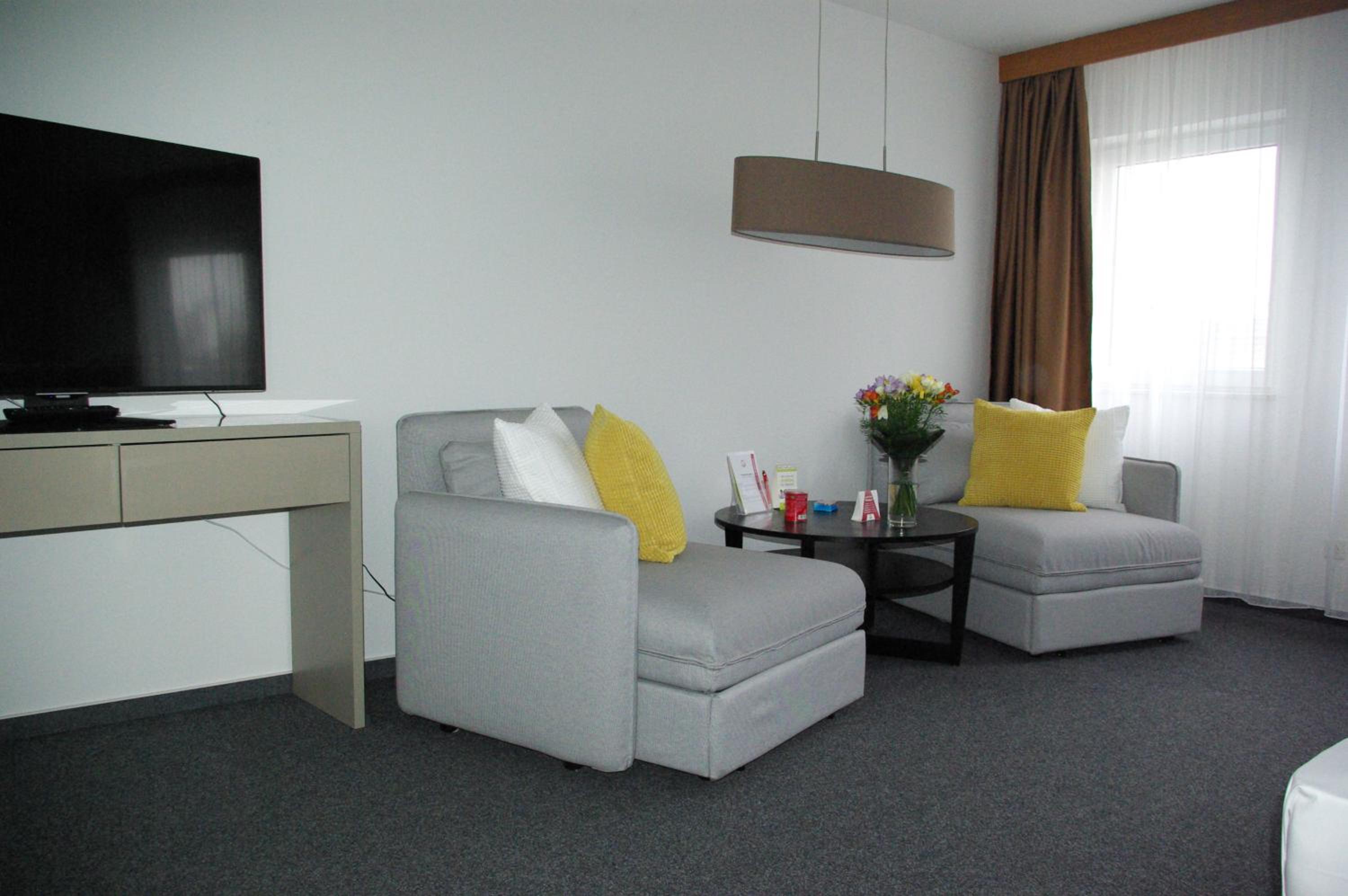 Comfort Family Room - Photo 11