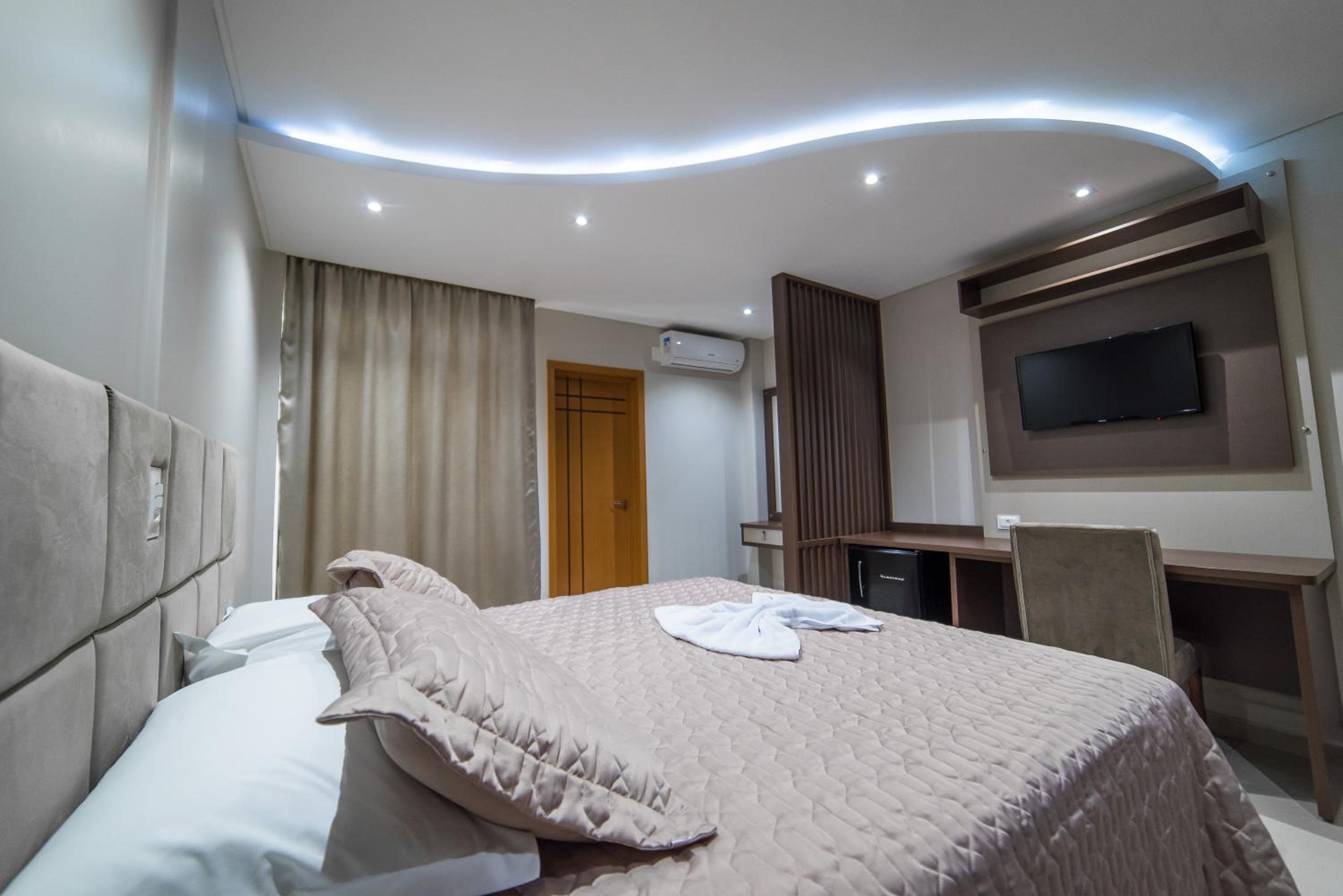 Superior King Room photo 1