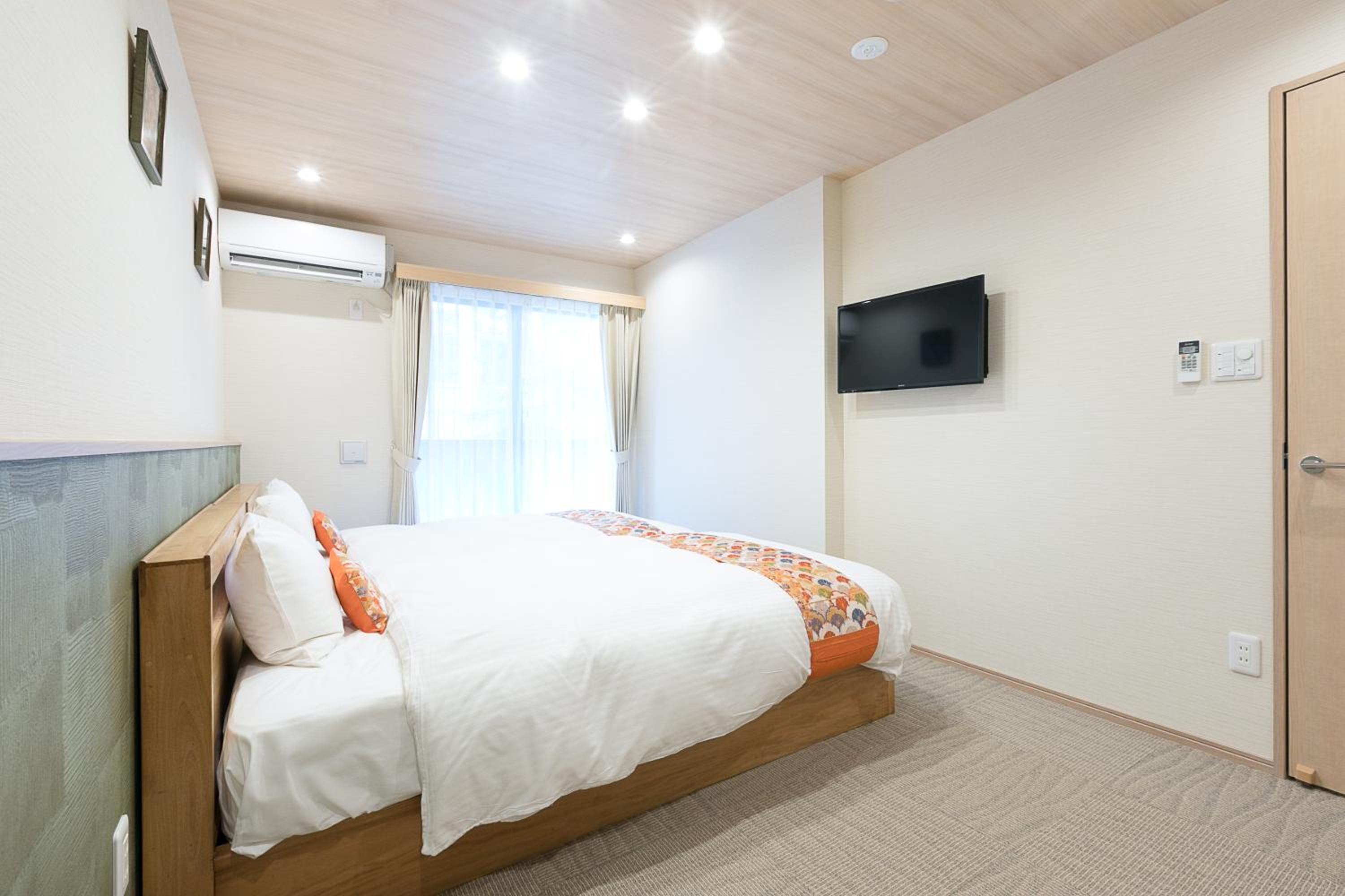 Two-Bedroom Suite photo 3