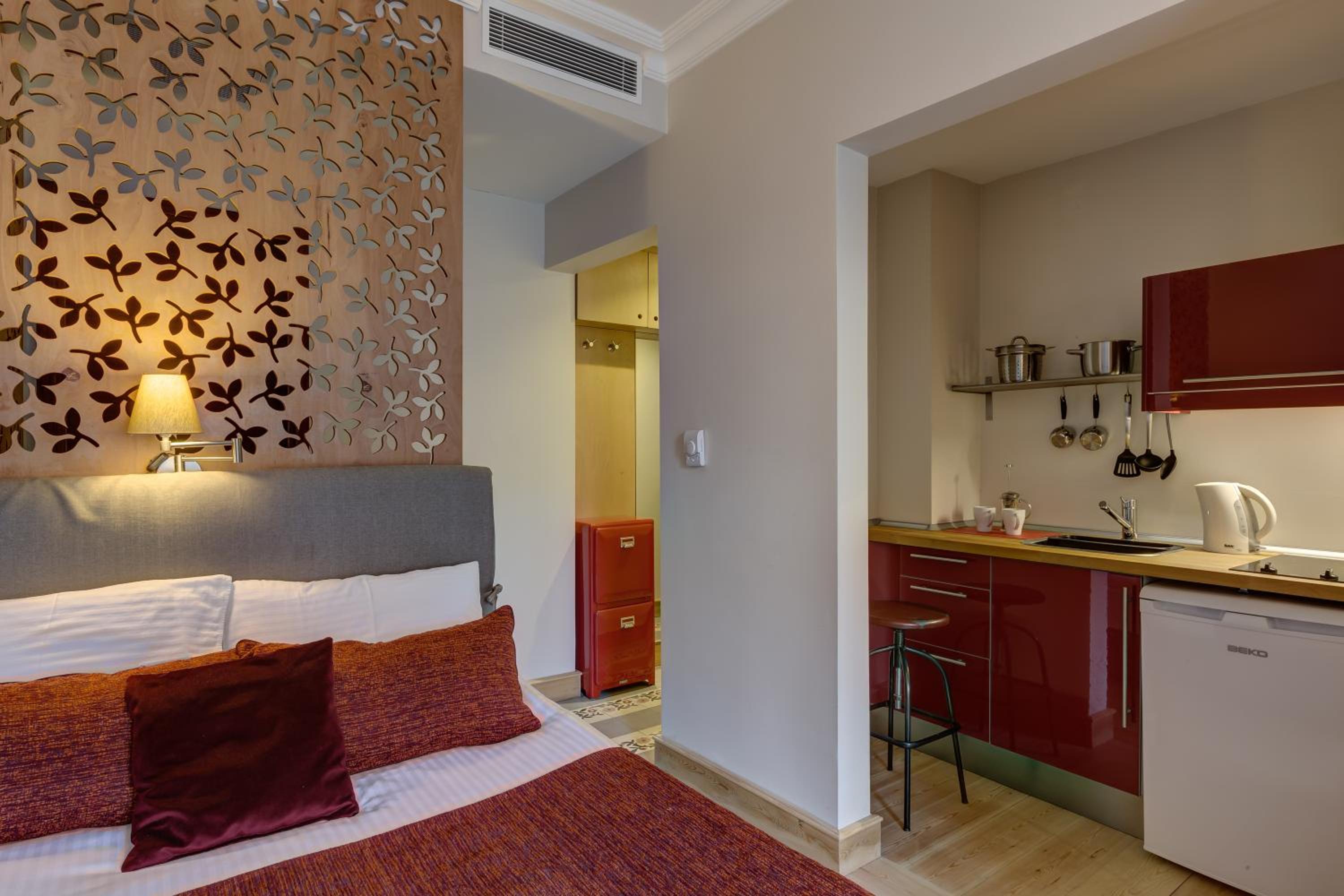 Superior Double or Twin Room with Kitchenette photo 3