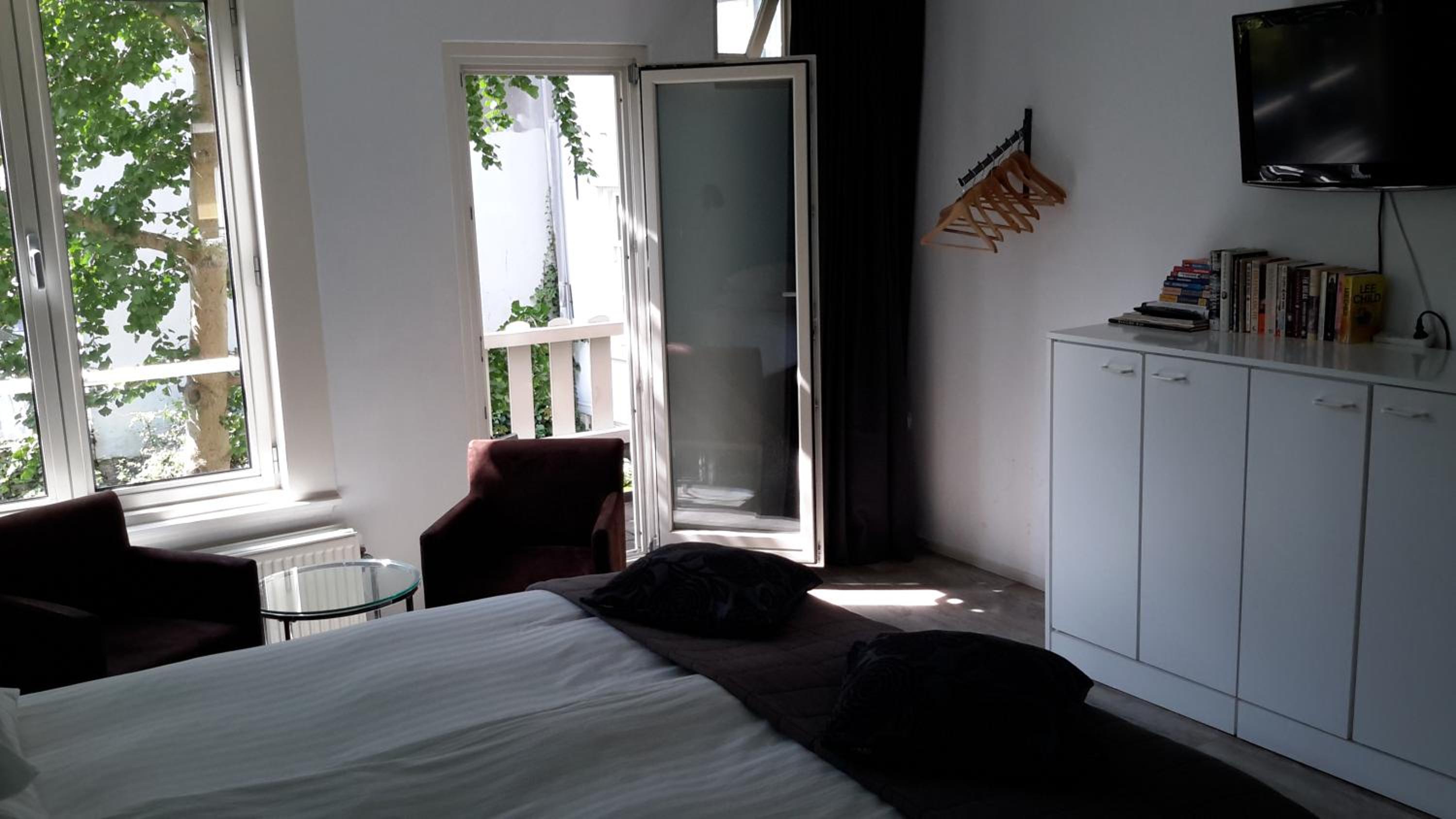 Double or Twin Room photo 2