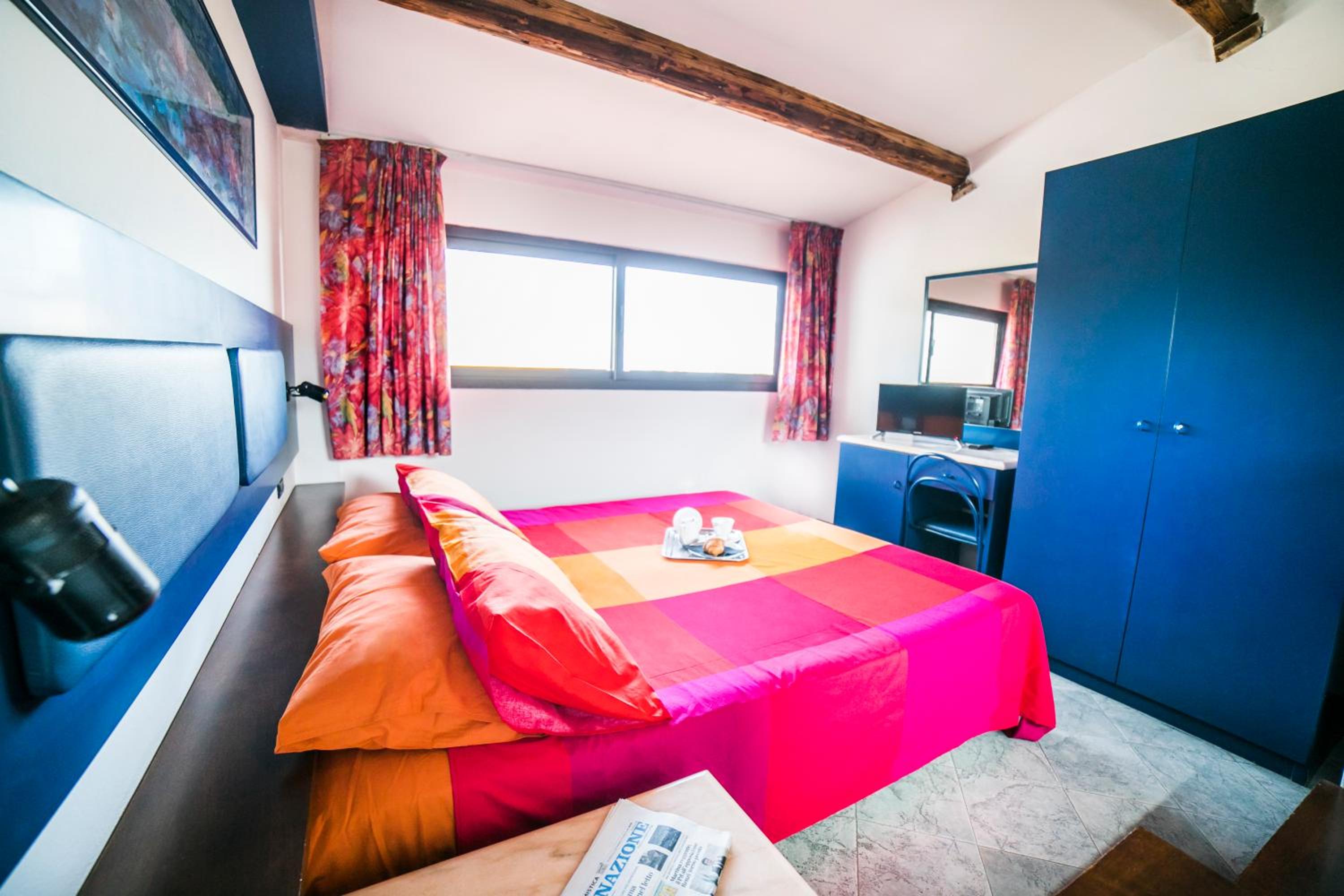 Double or Twin Room photo 1
