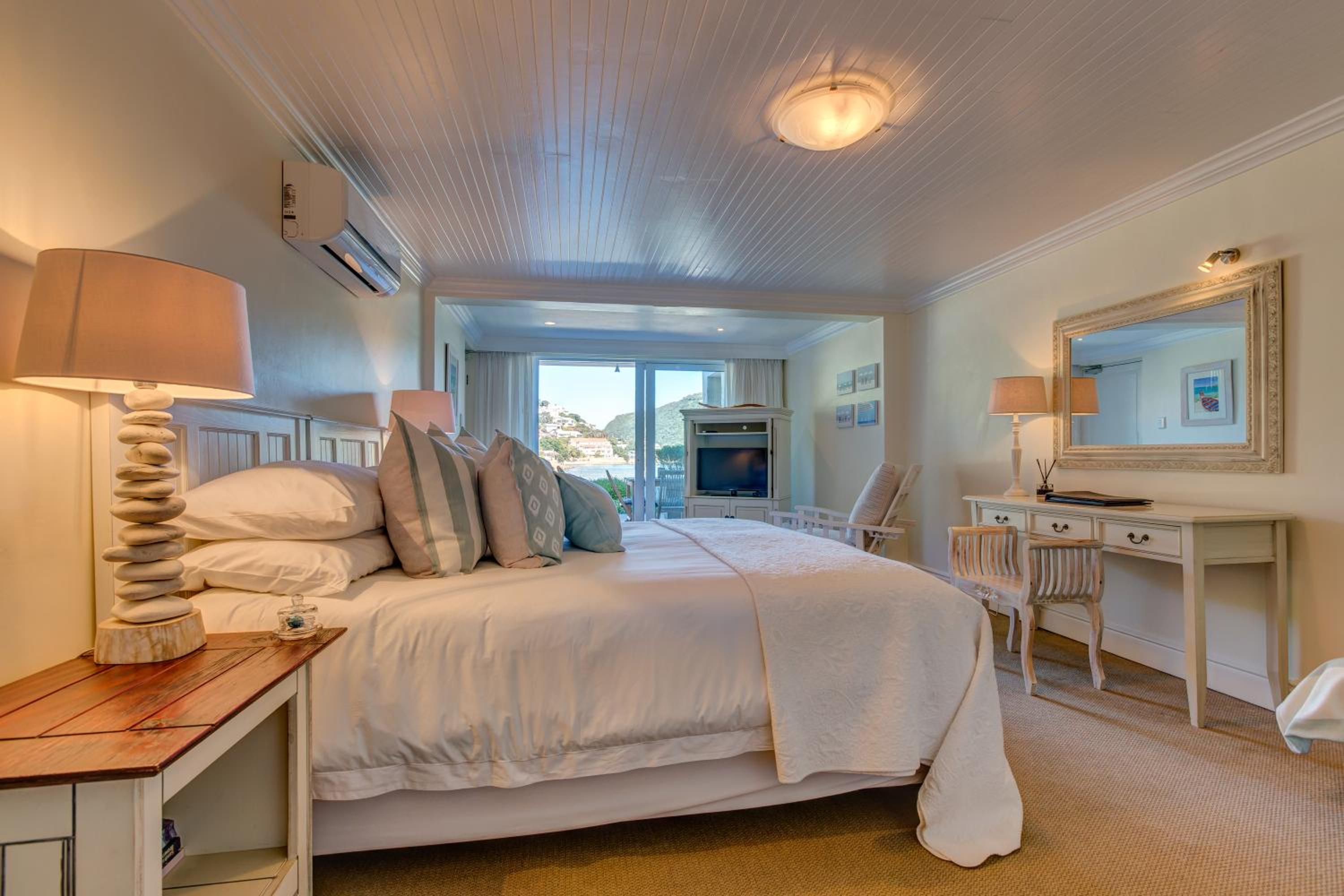 Whale Suite - Photo 5