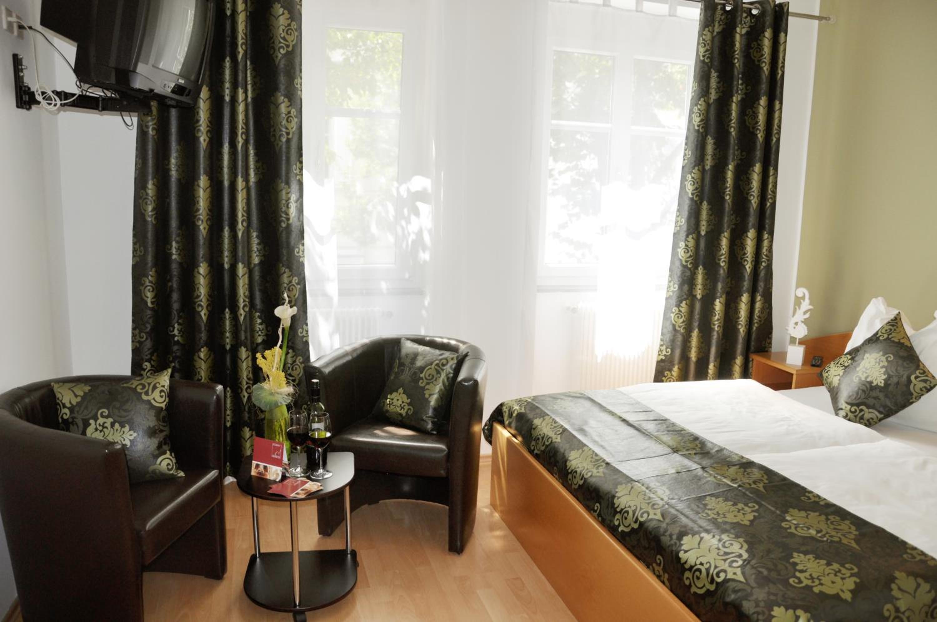 Double Room photo 3