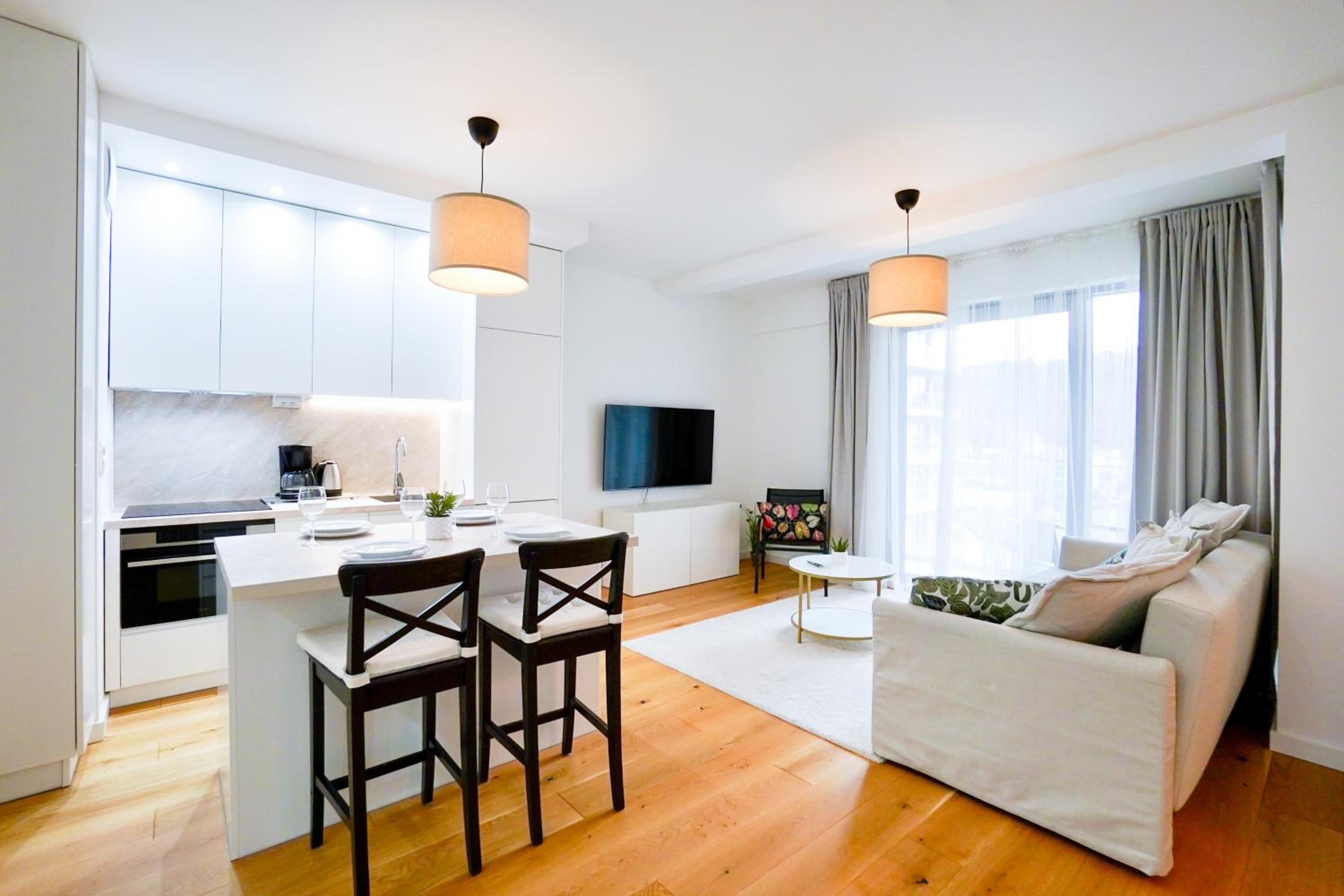 One-Bedroom Apartment with Balcony