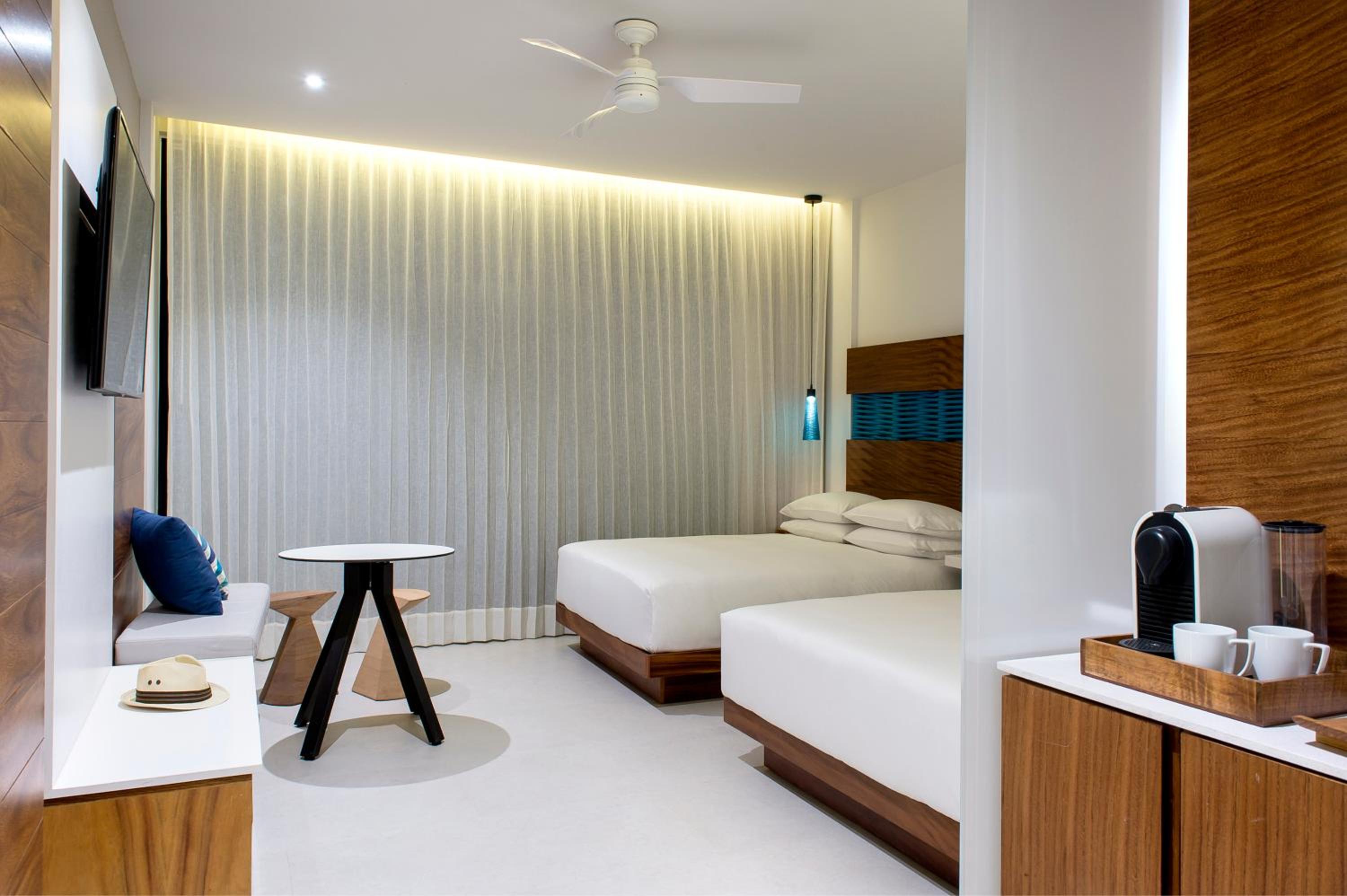 Queen Room With Two Queen Beds And Partial Ocean View - Club Access