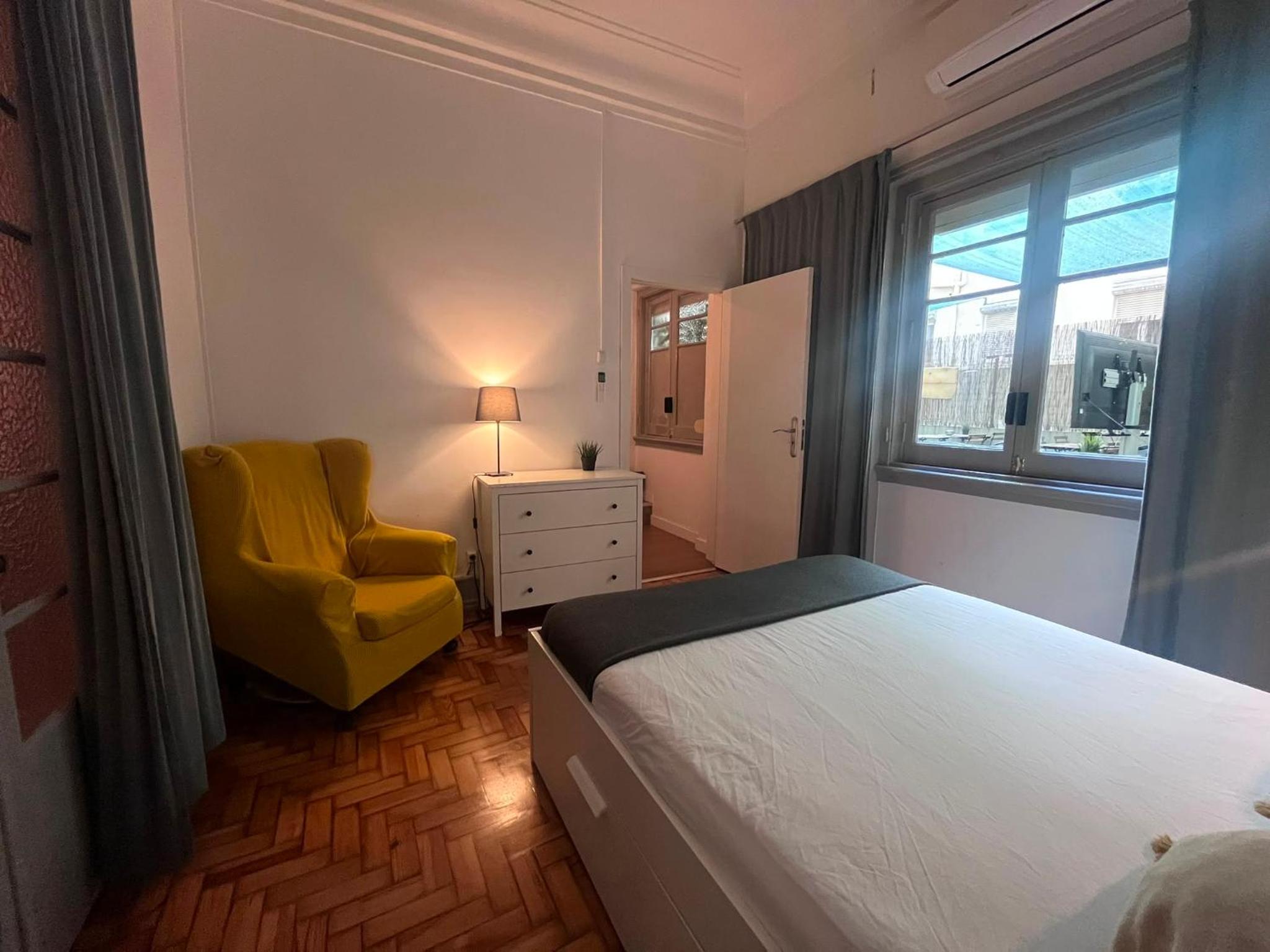 Double Room with Private Bathroom photo 1
