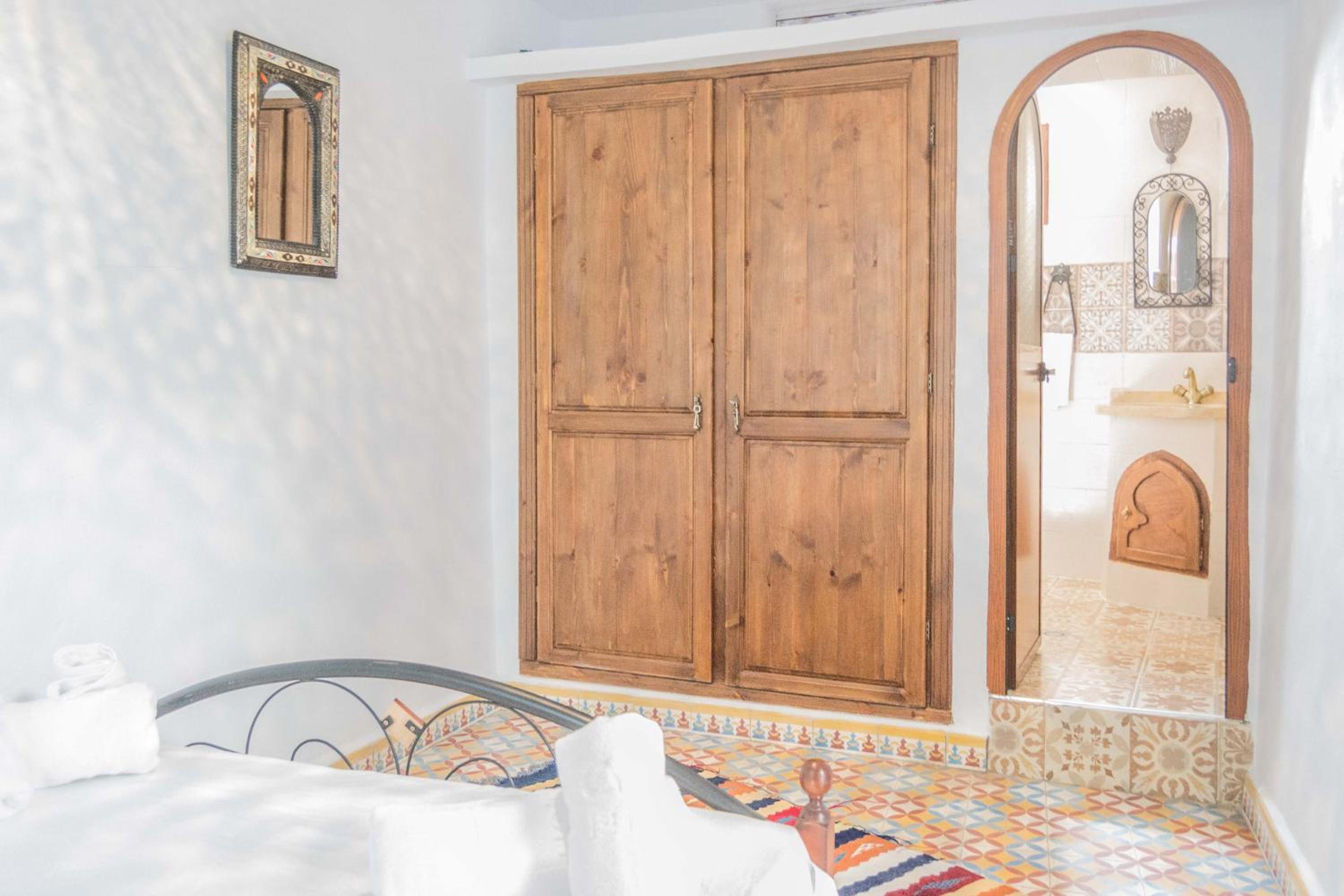 Double Room with Private Bathroom photo 3