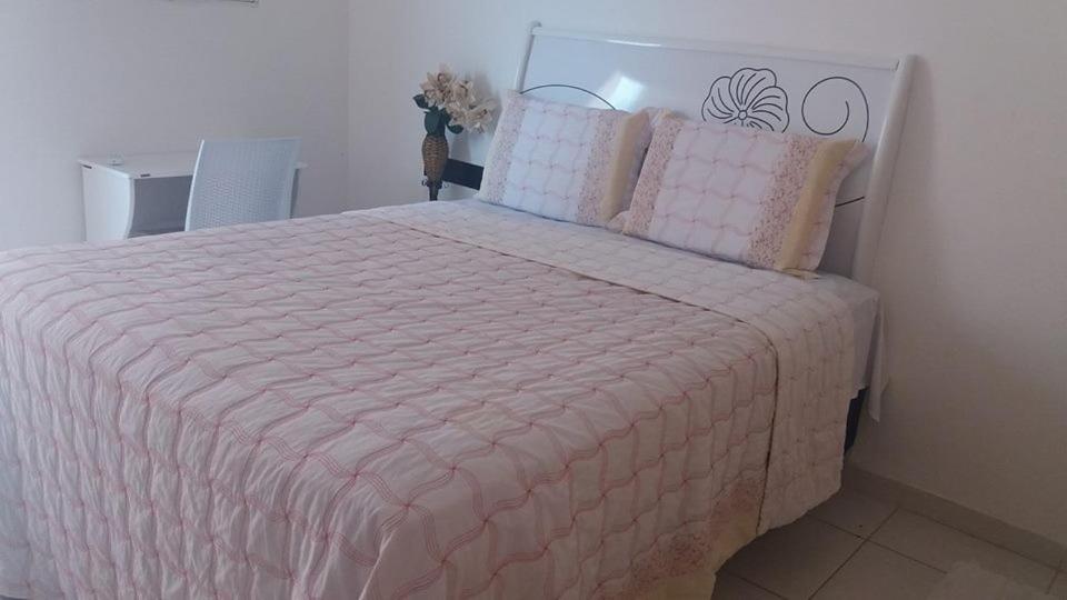Single Room with Private Bathroom photo 2