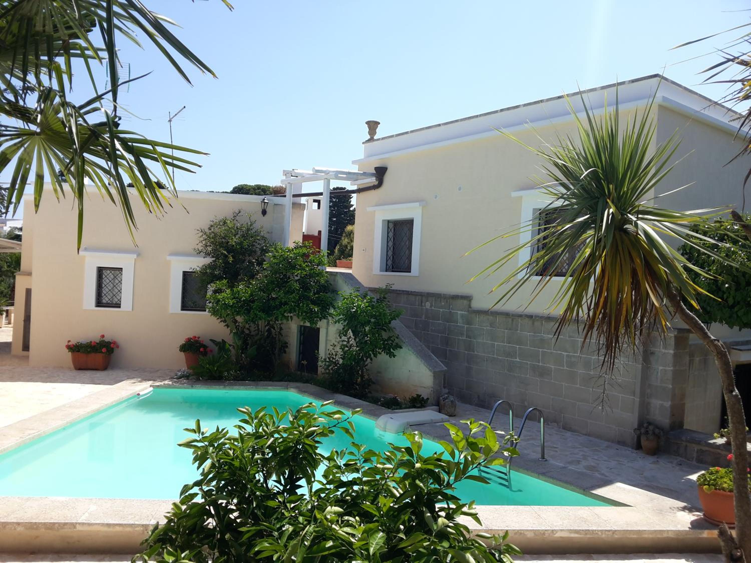 Apartment with Garden View - Photo 38