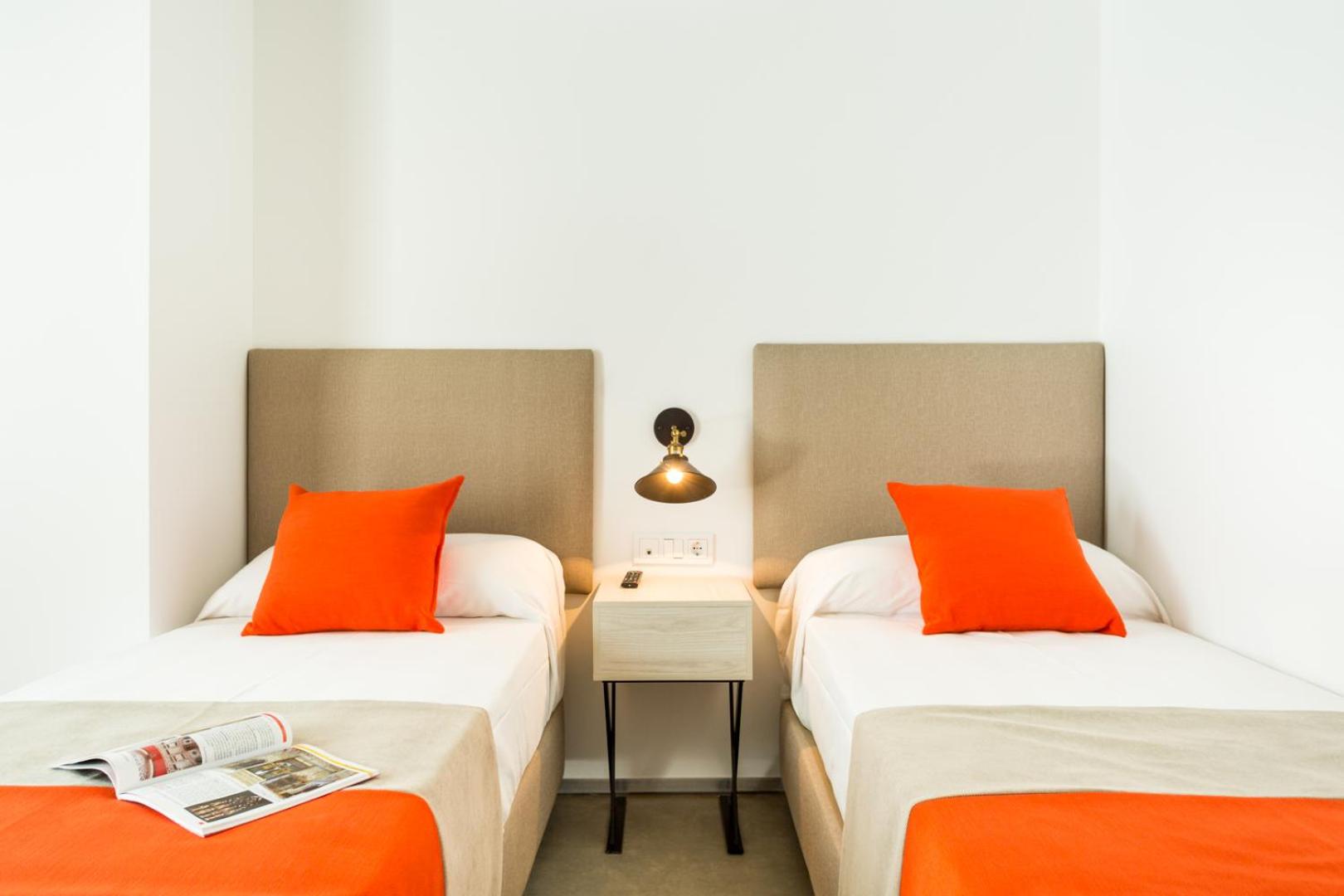Habitación Estándar con Dos Camas Individuales