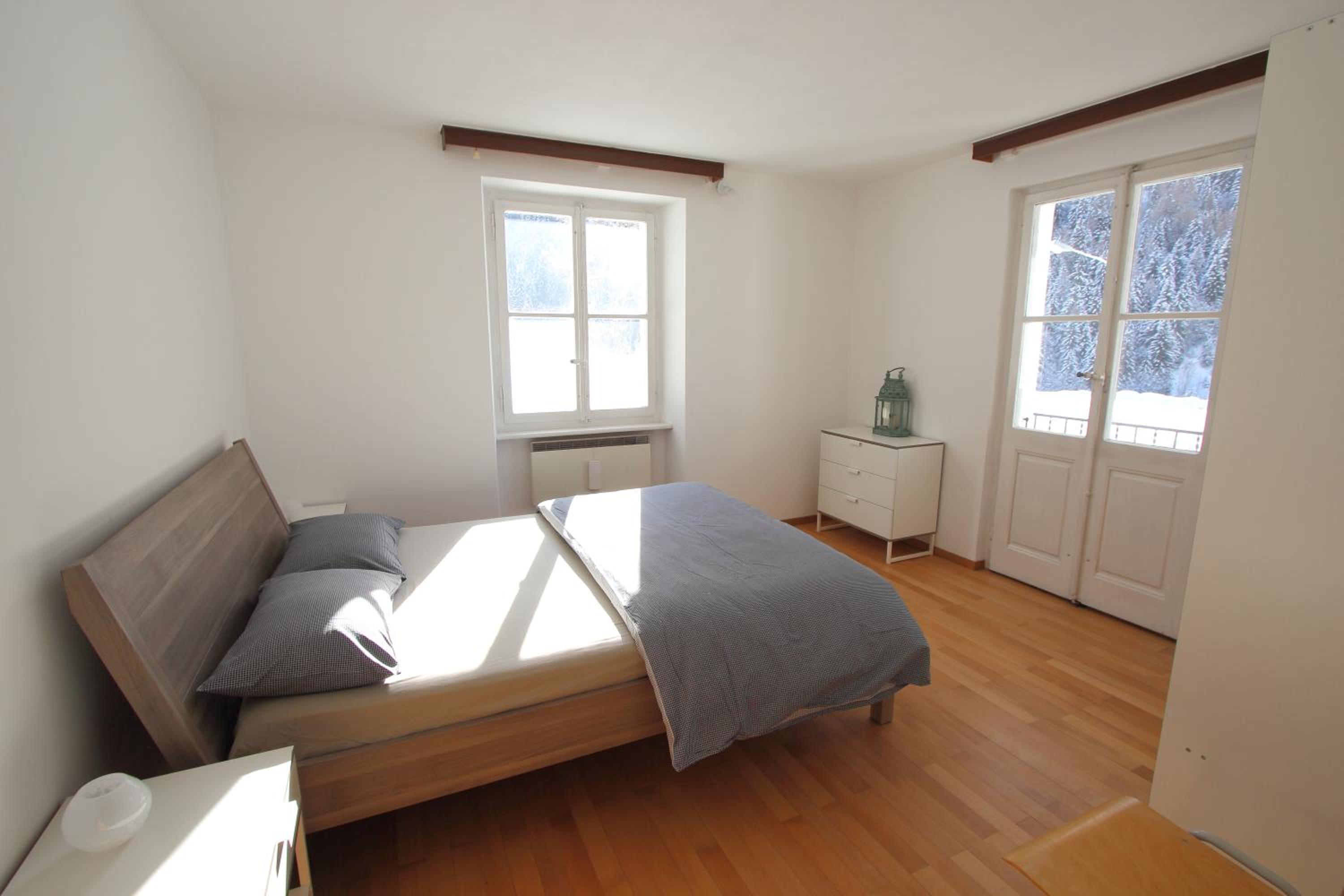 Three-Bedroom Apartment photo 1