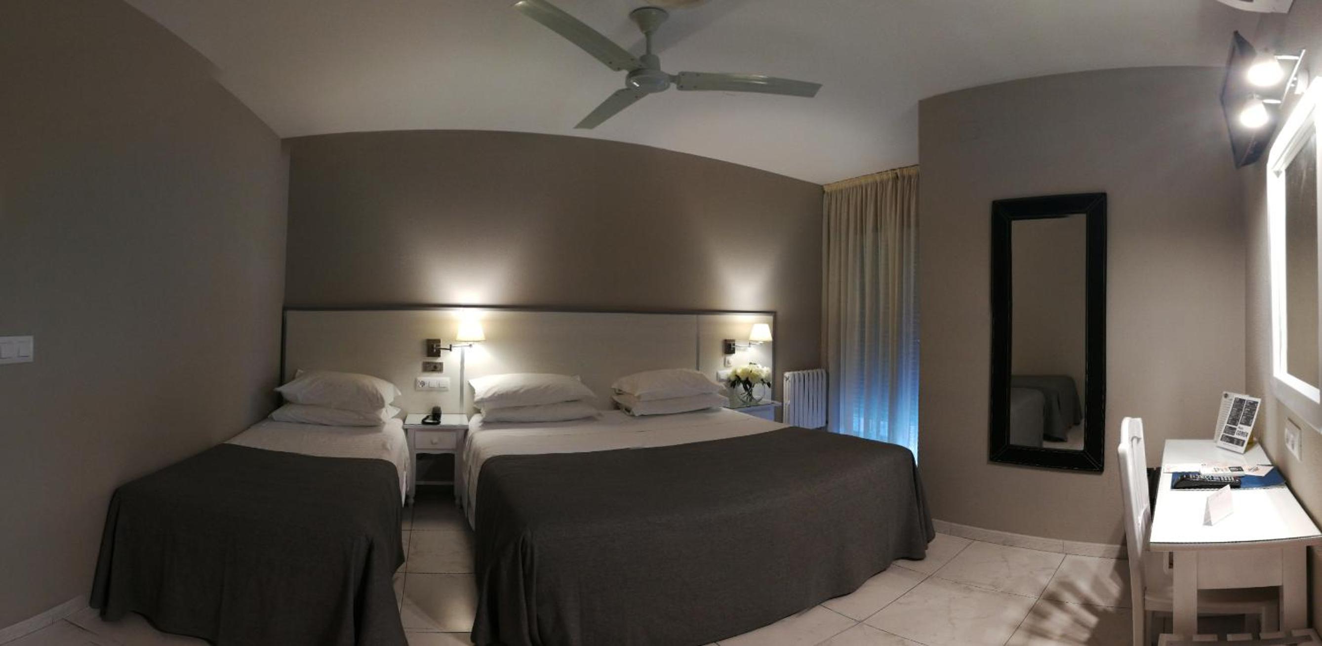 Triple Room photo 2