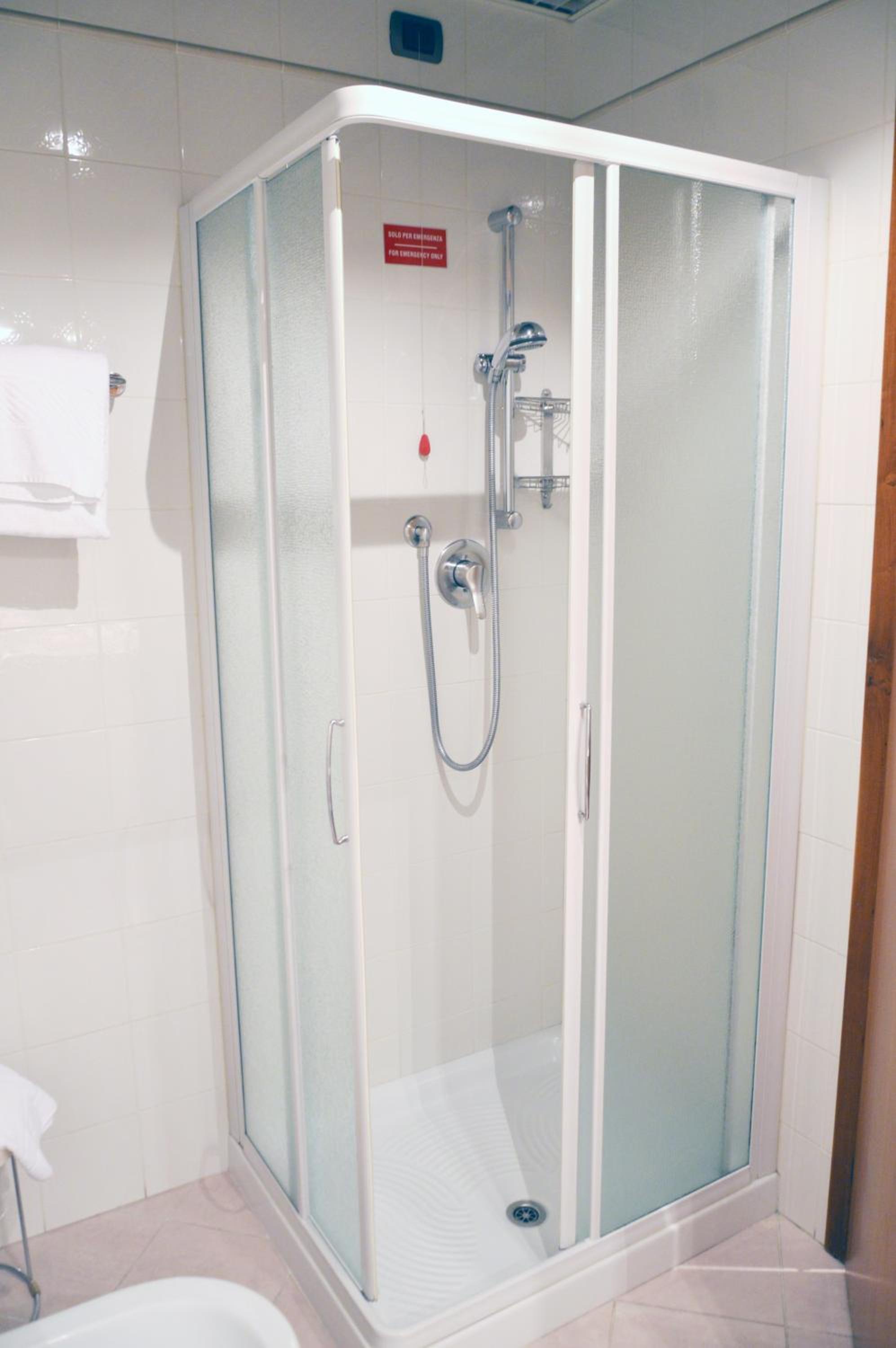 Double or Twin Room photo 2