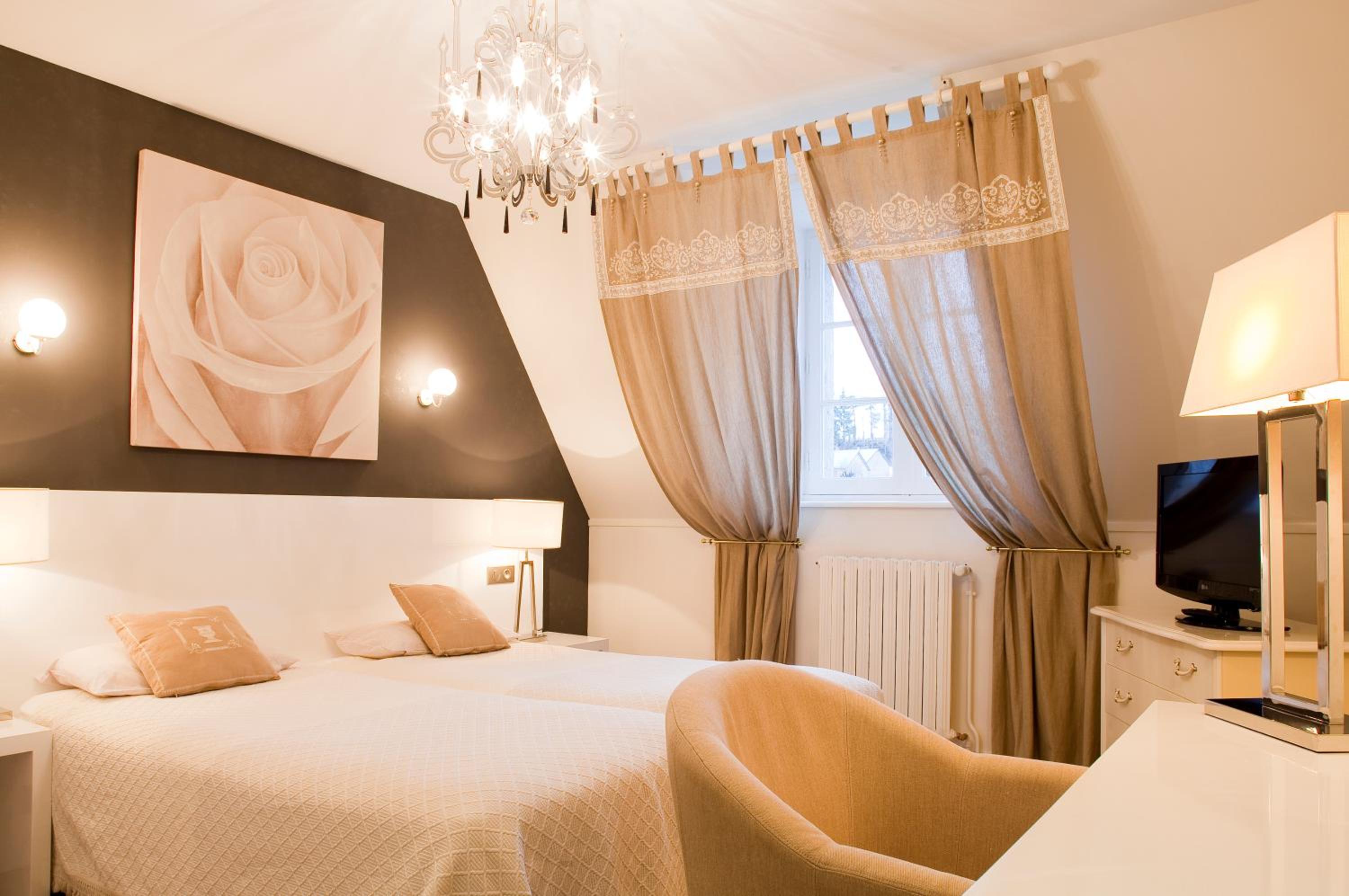 Comfort Room - Photo 2