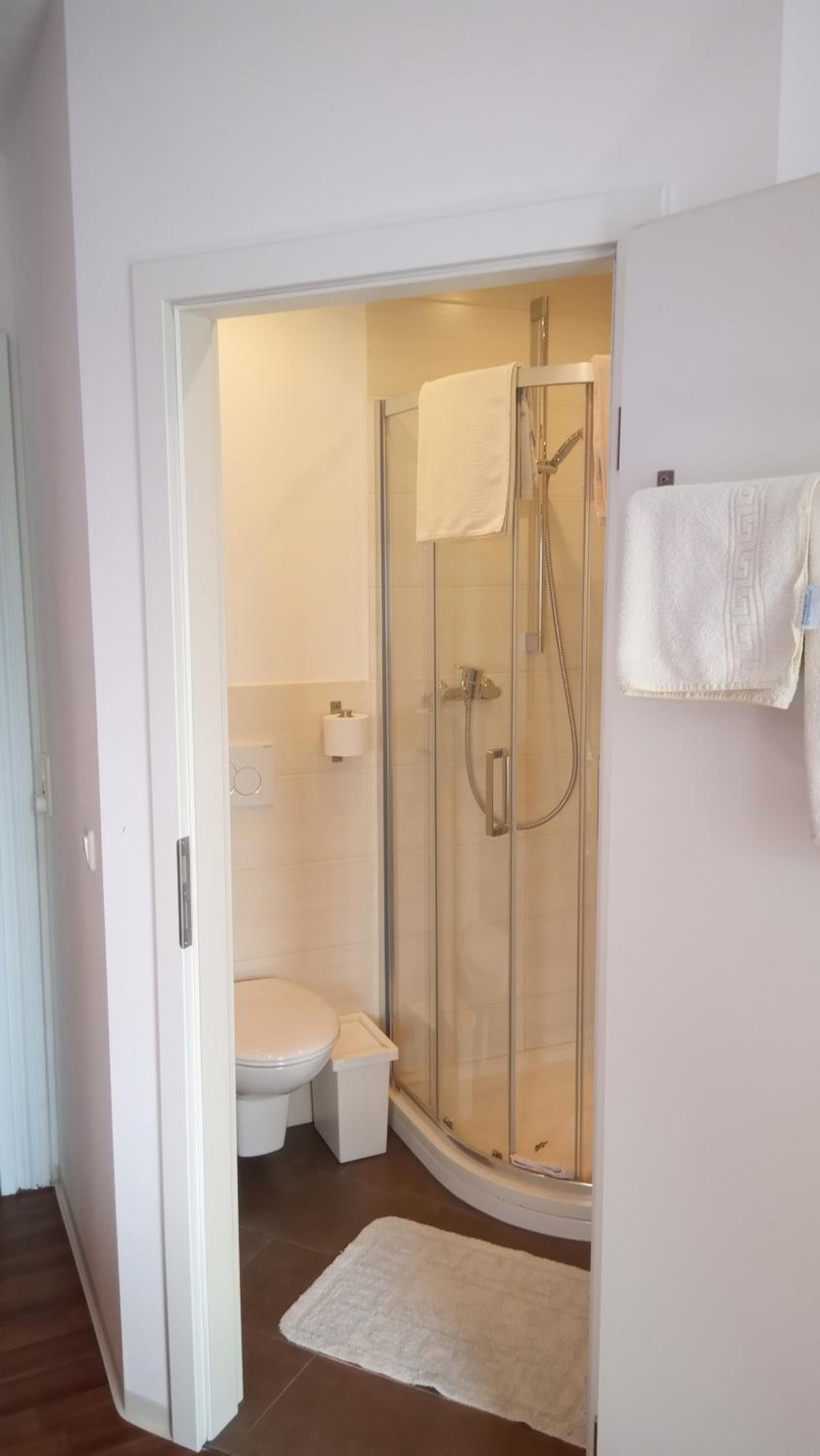 Classic Triple Room - Photo 4