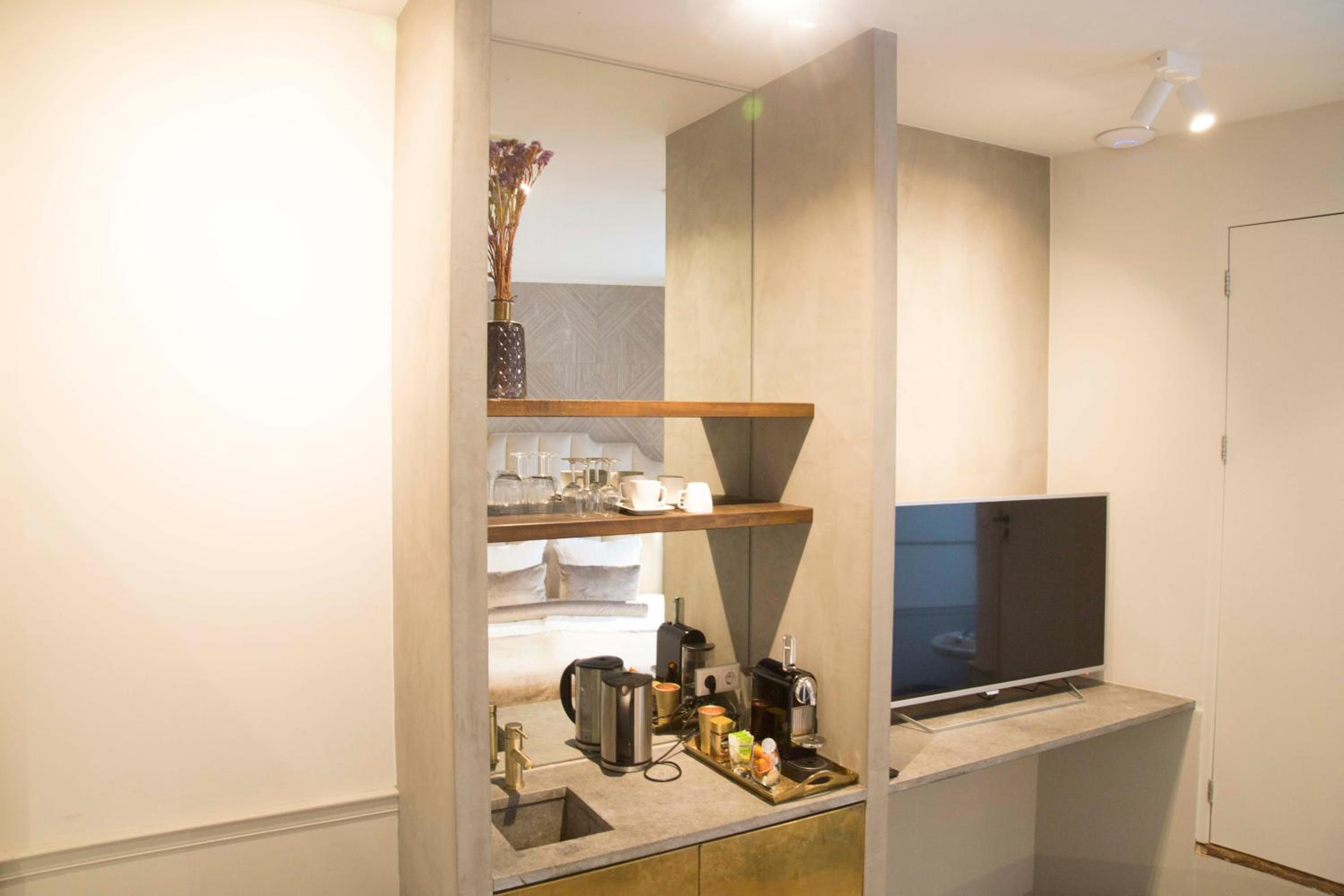 Family Studio