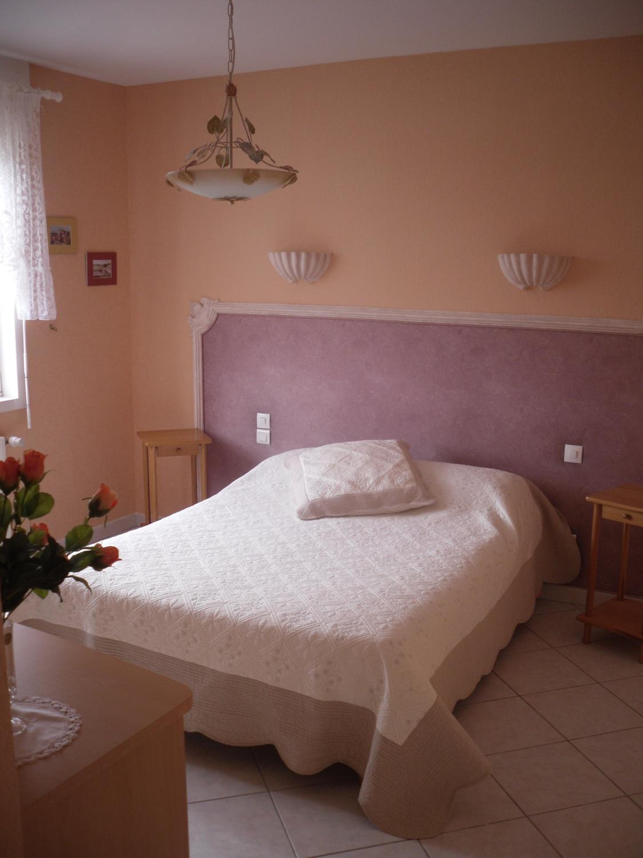 Double Room with Garden View - Photo 9