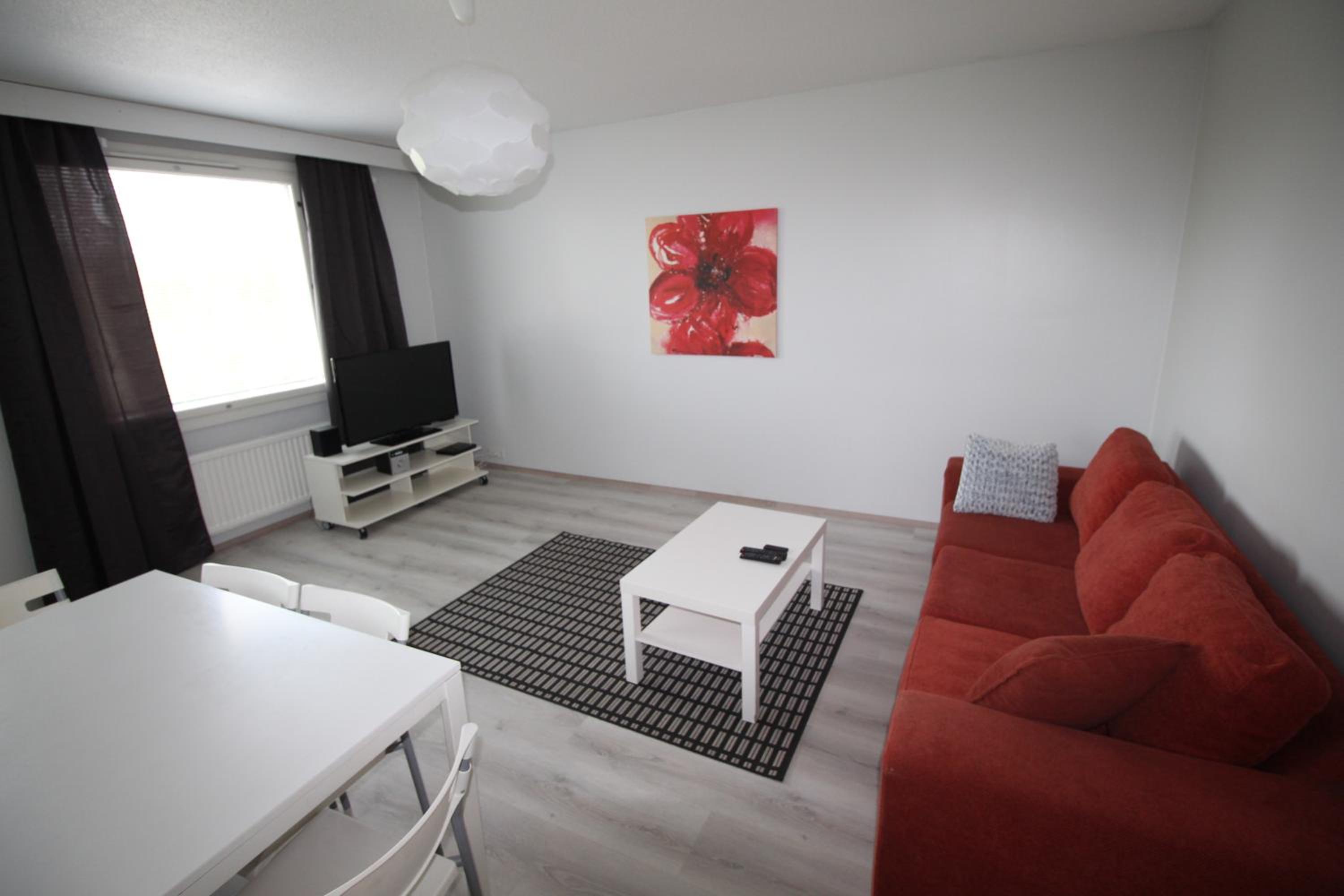 One-Bedroom Apartment photo 1