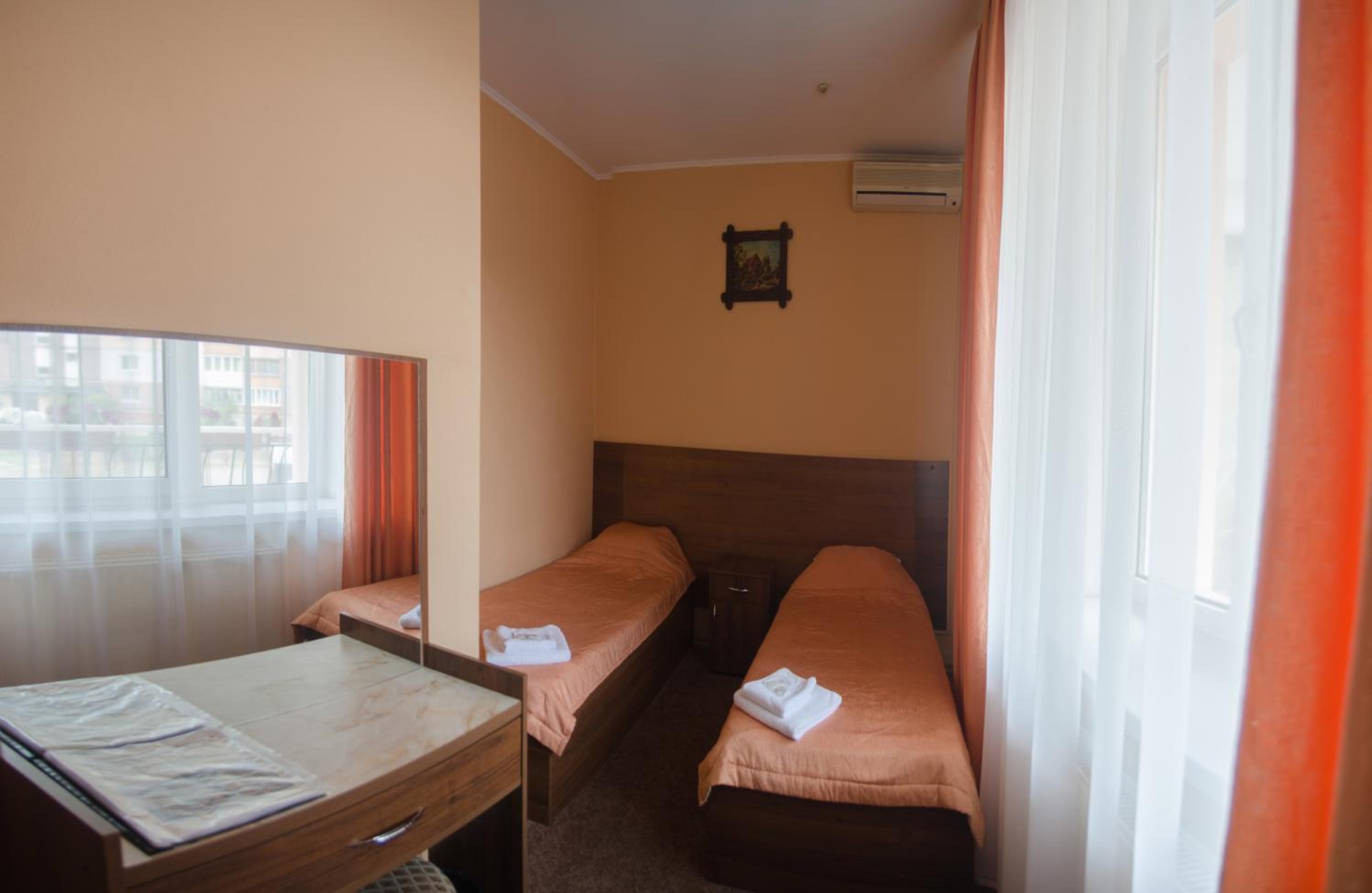 Twin Room with Bathroom