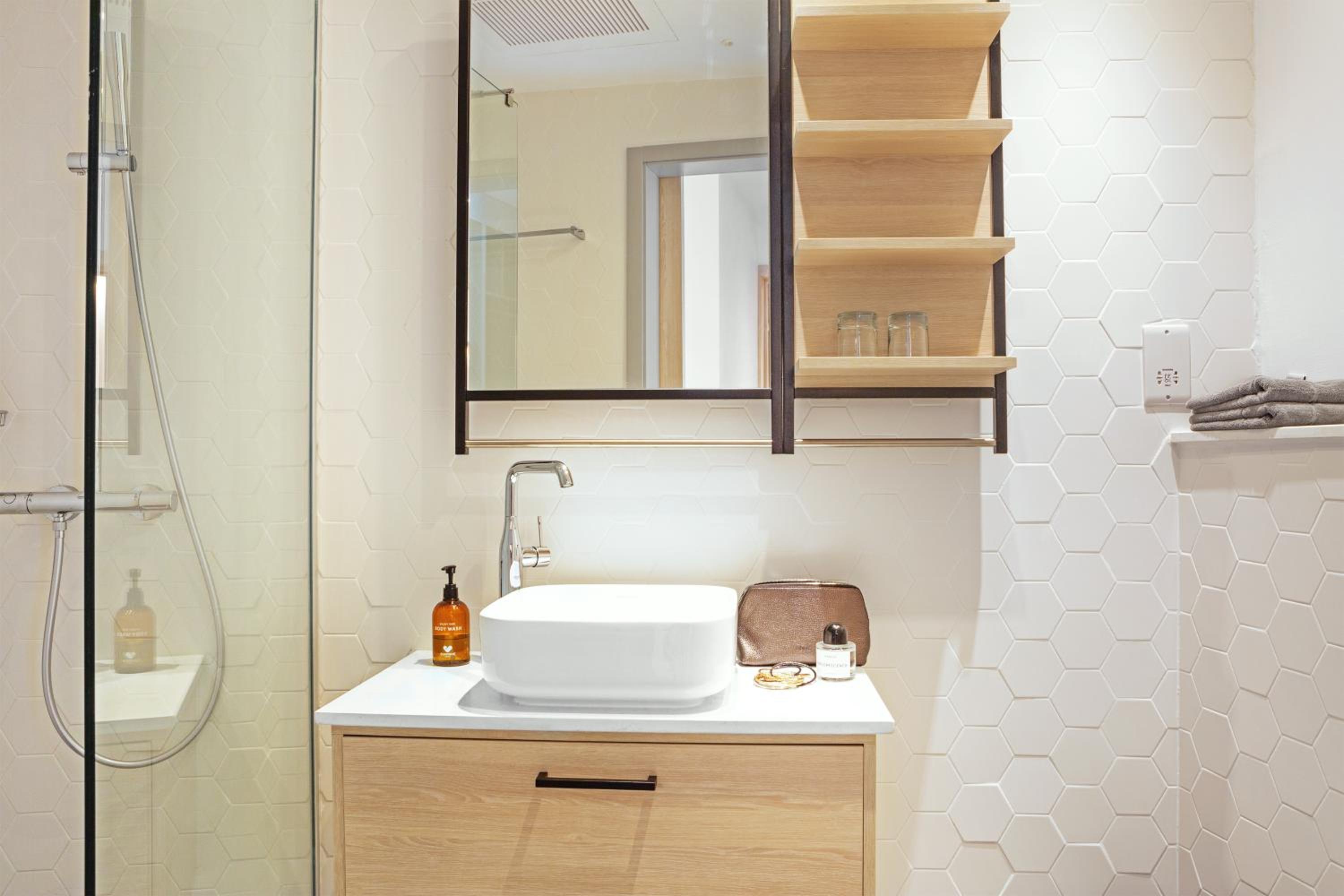 Standard Twin Room with Inland View