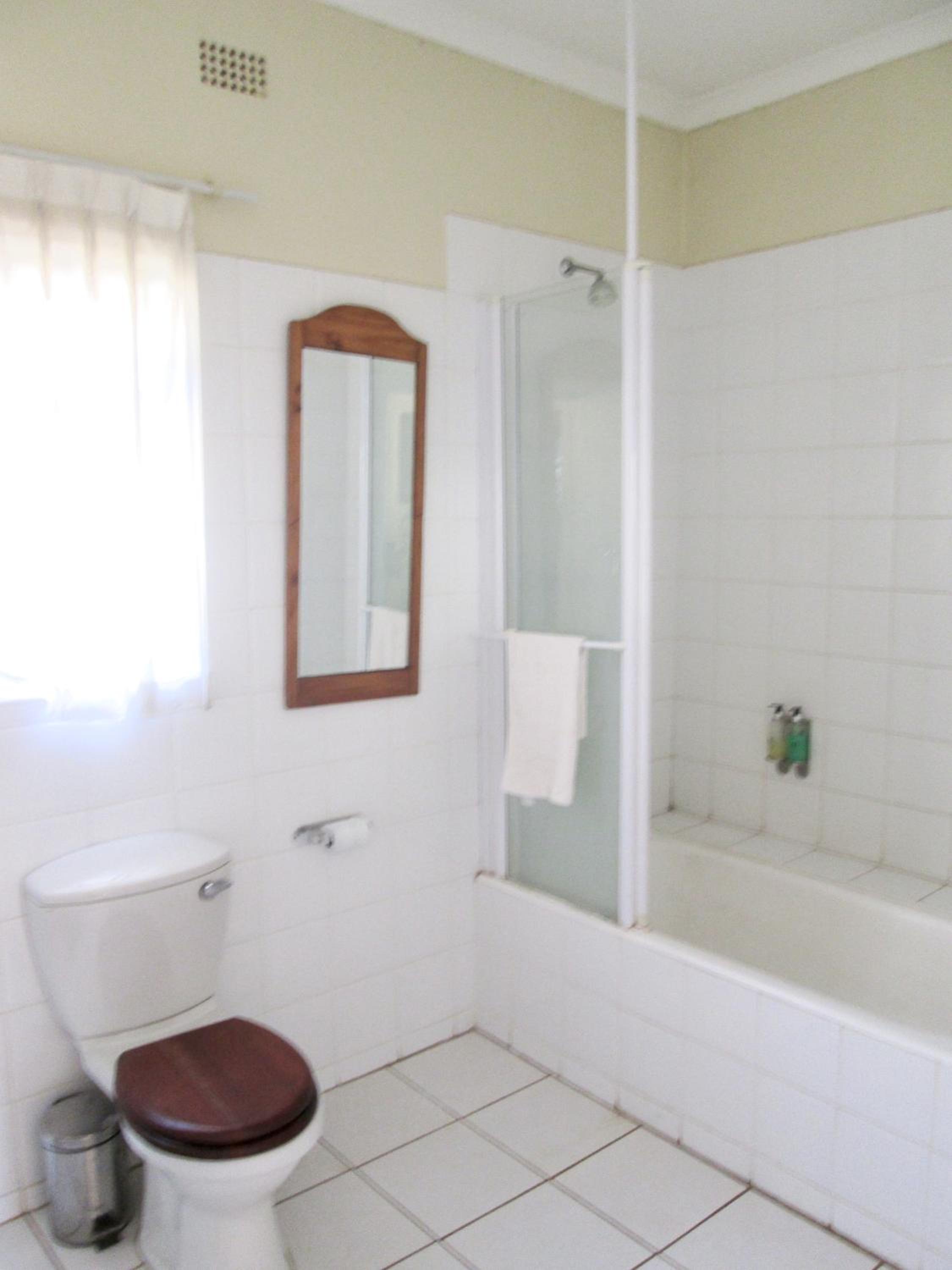 Deluxe Double or Twin Room with Balcony photo 2