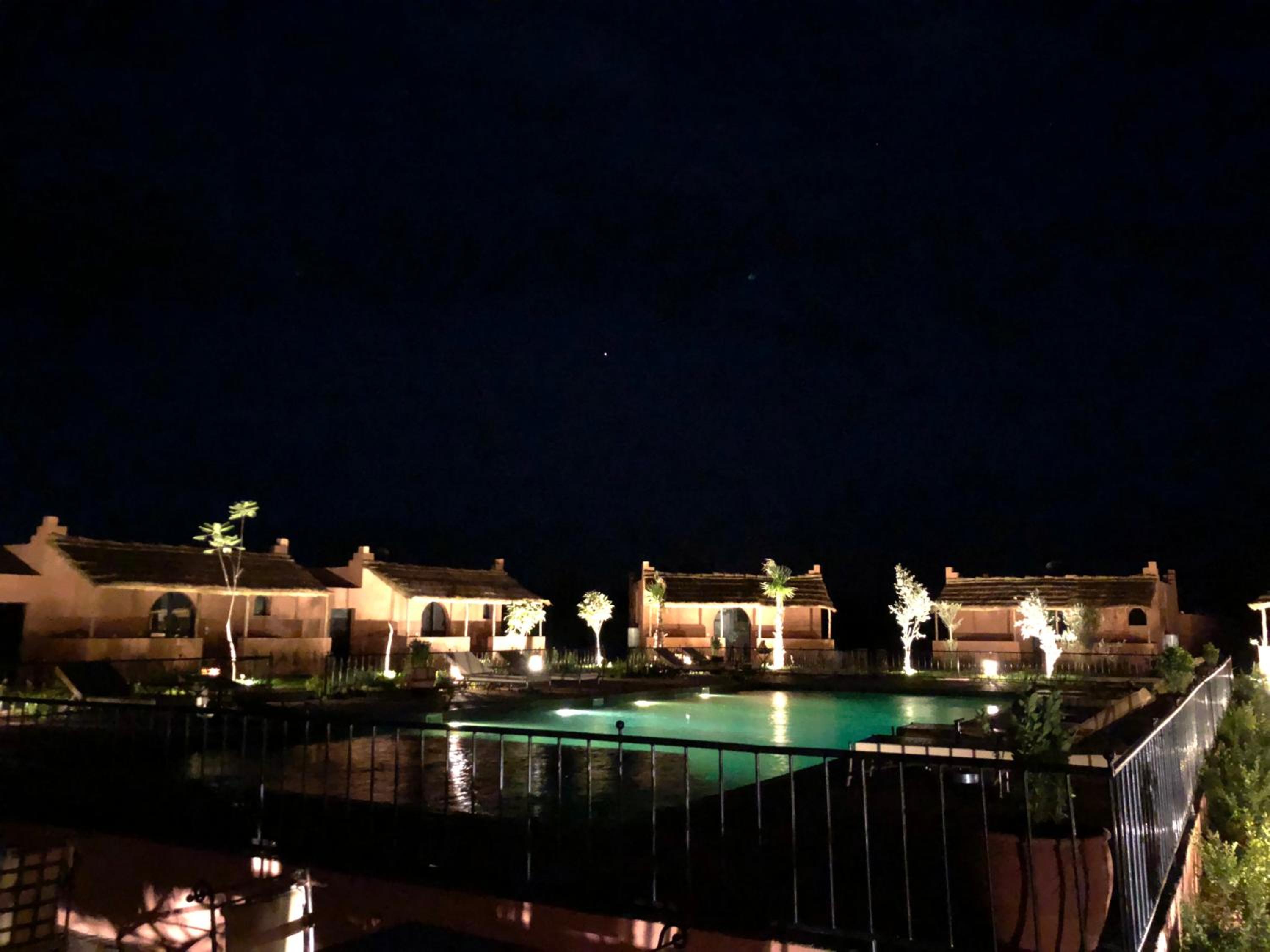 Deluxe Bungalow - Photo 7