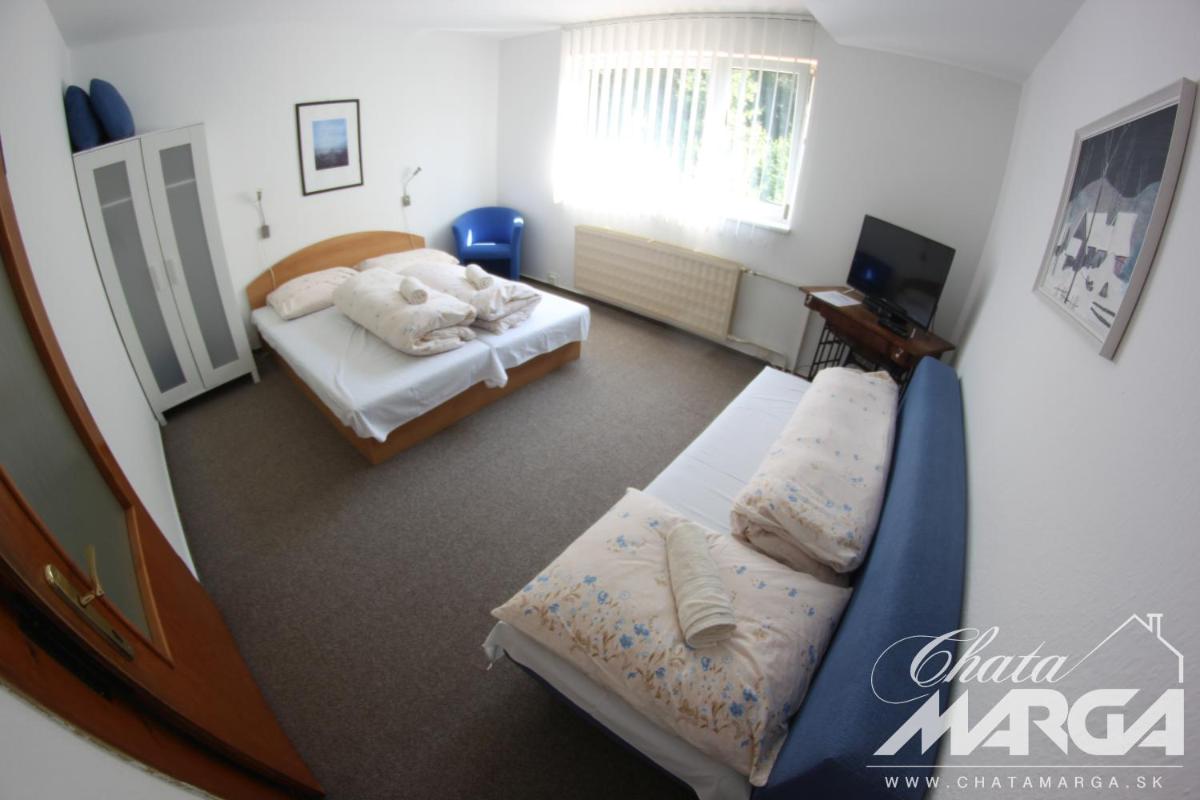 Double Room with Extra Bed photo 1