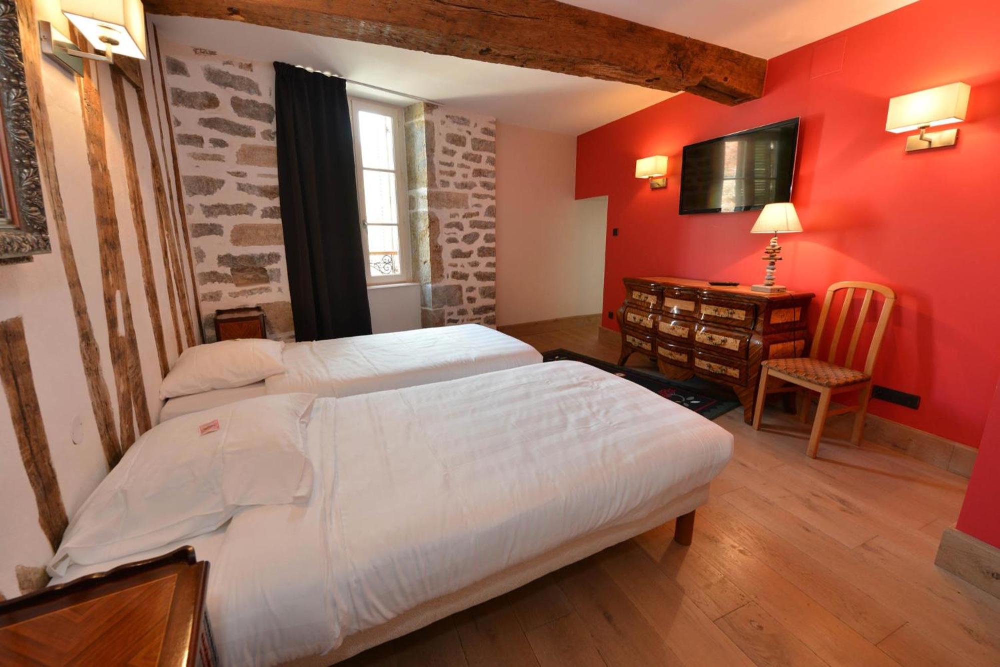 Quadruple Room - Photo 4