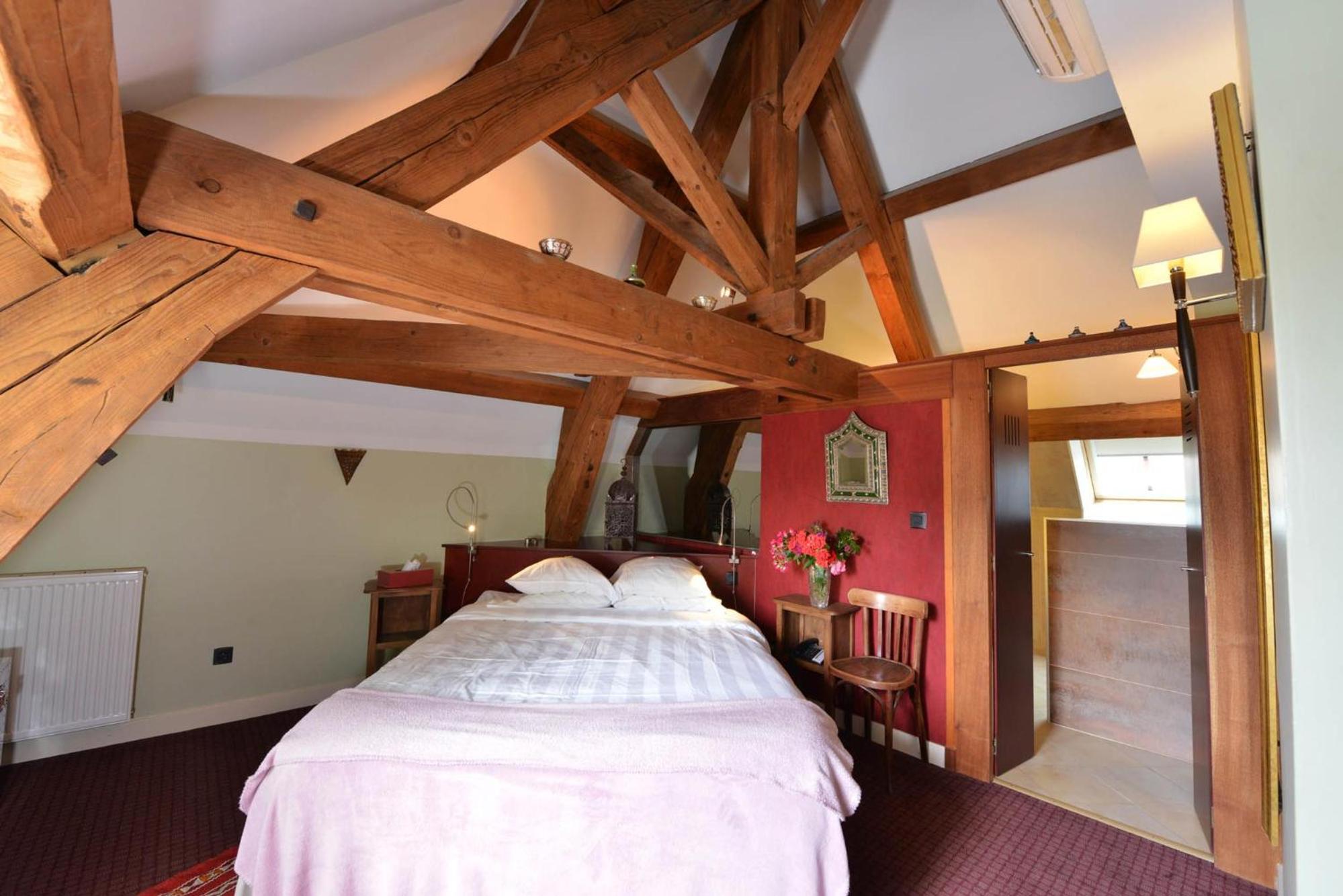 Double Room - Photo 4