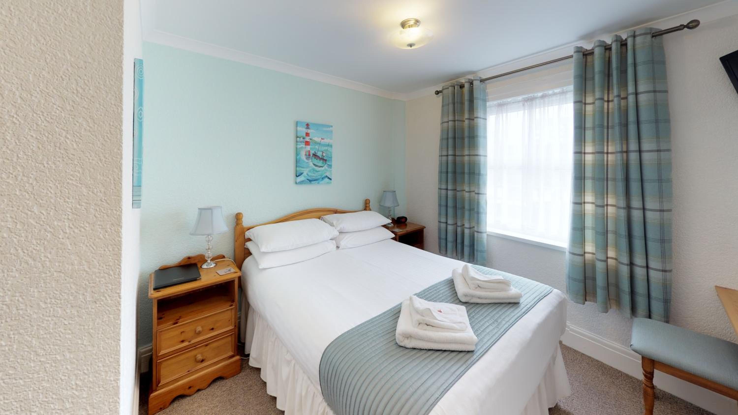 Double Room with Ensuite photo 1