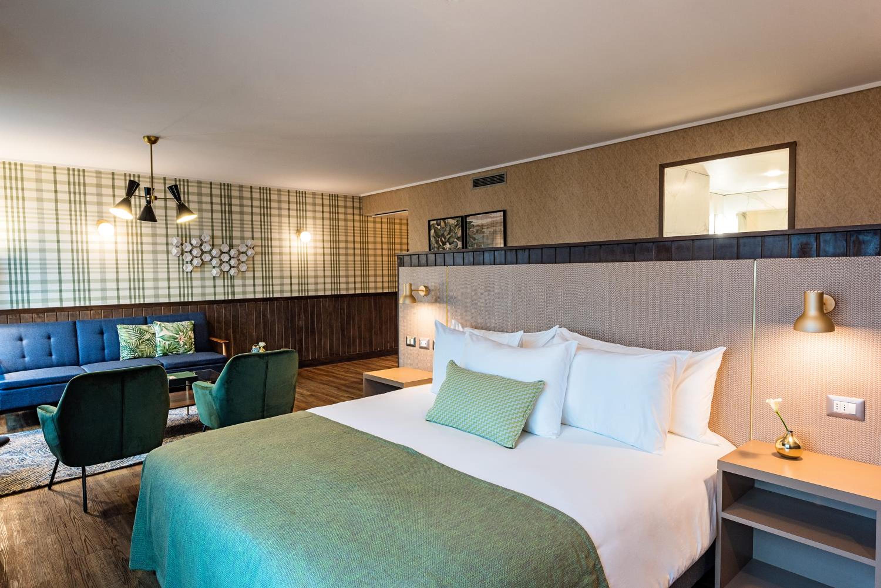 Junior Suite with Mountain View photo 1