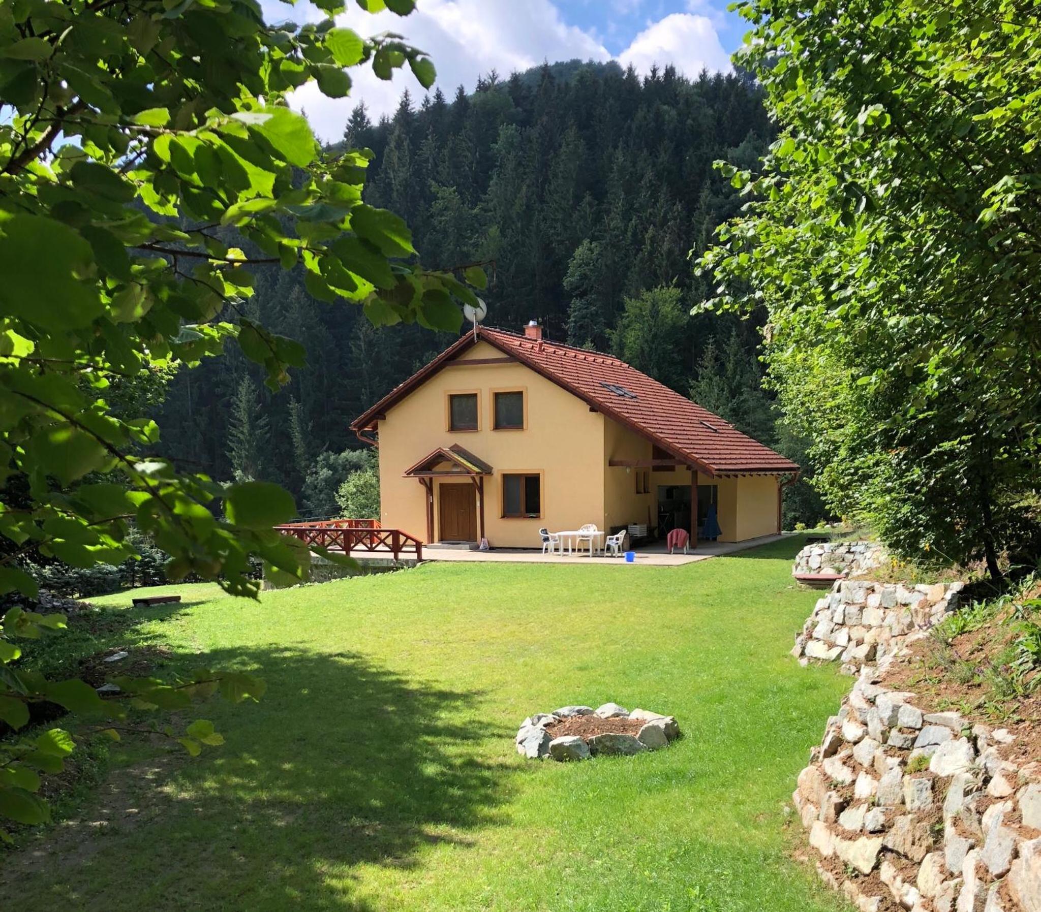 Villa photo 1