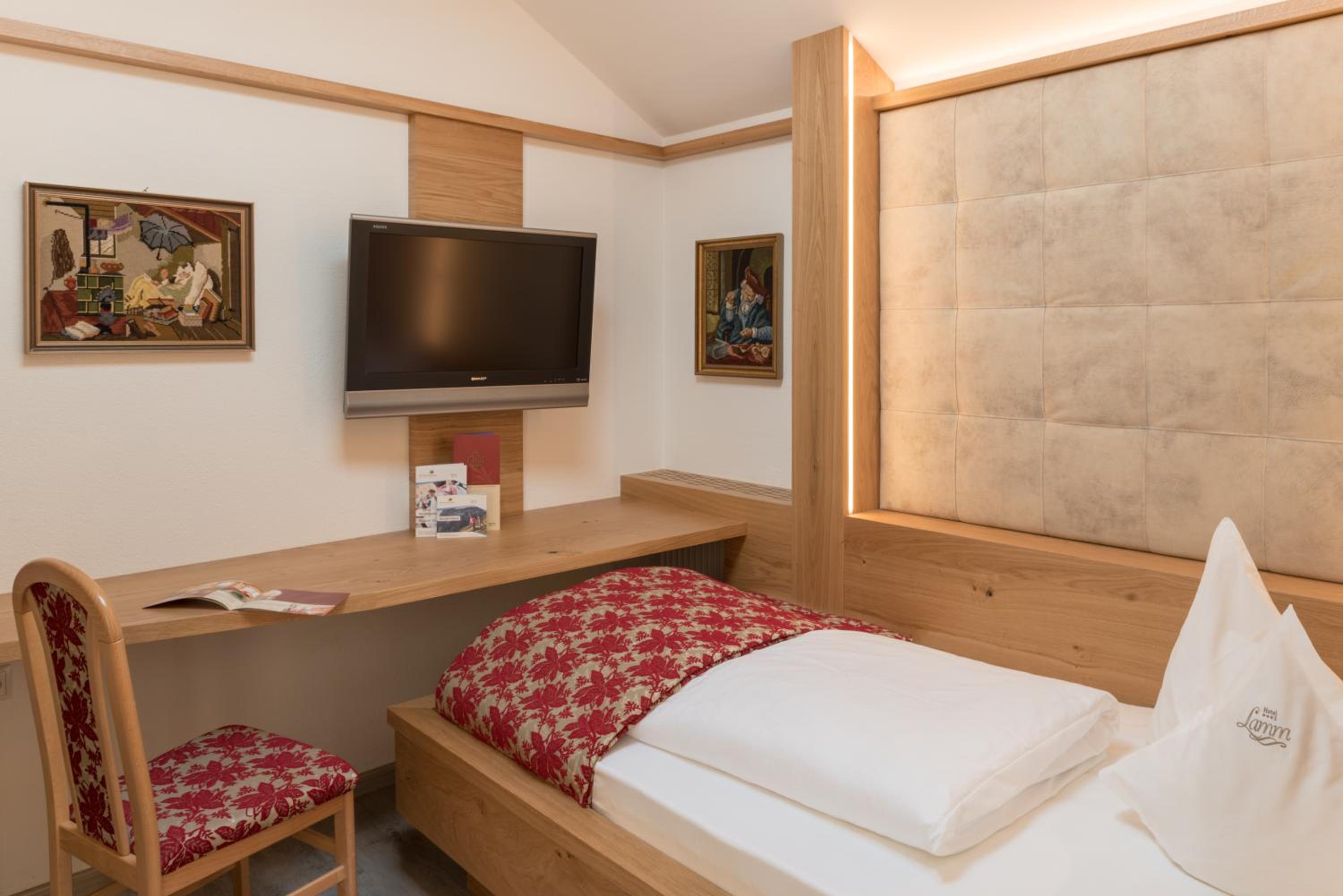 Small Single Room With Skylight