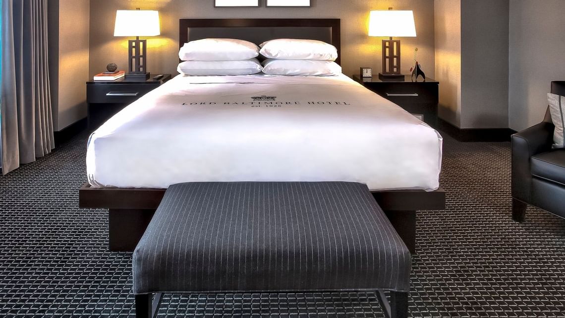 Deluxe Single Queen Room