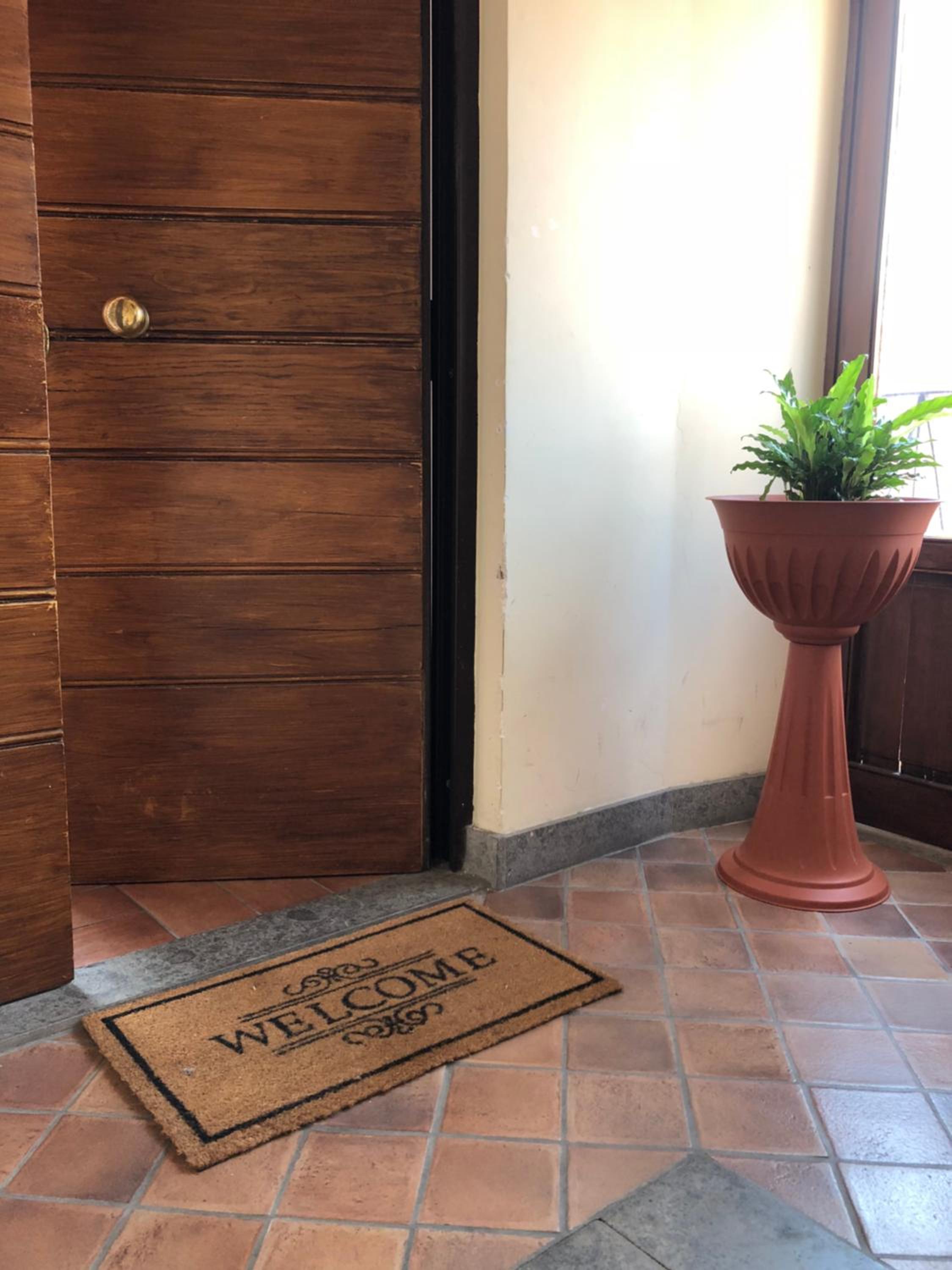 Family Room with Private External Bathroom photo 2